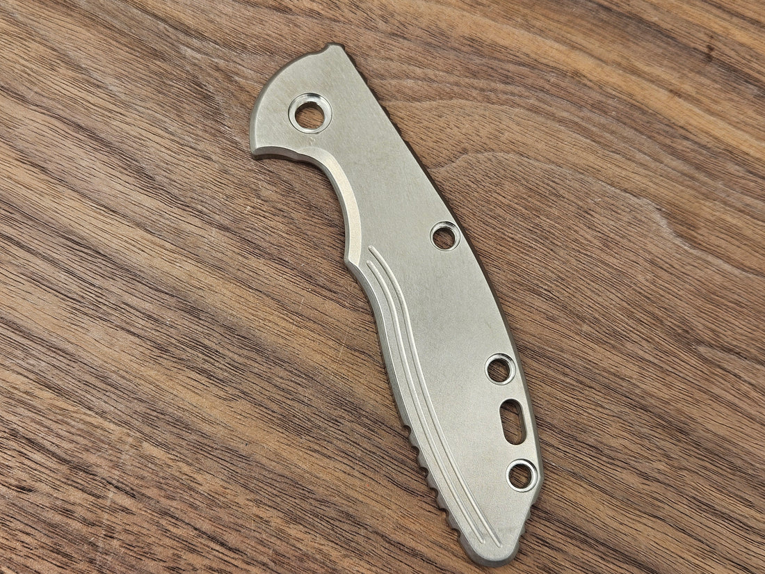 CLR<br>Hinderer XM 18 3.5 Titanium Standard Brushed