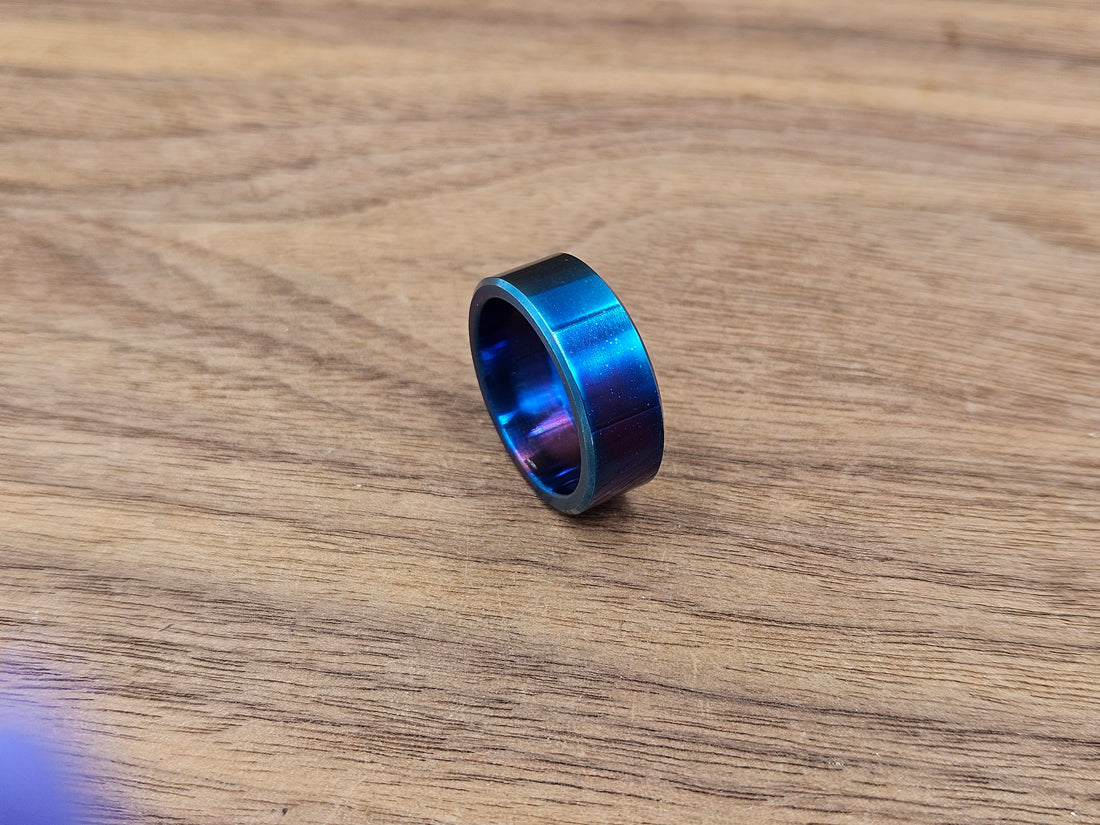CLR Ring Essential Titanium Flamed size 8