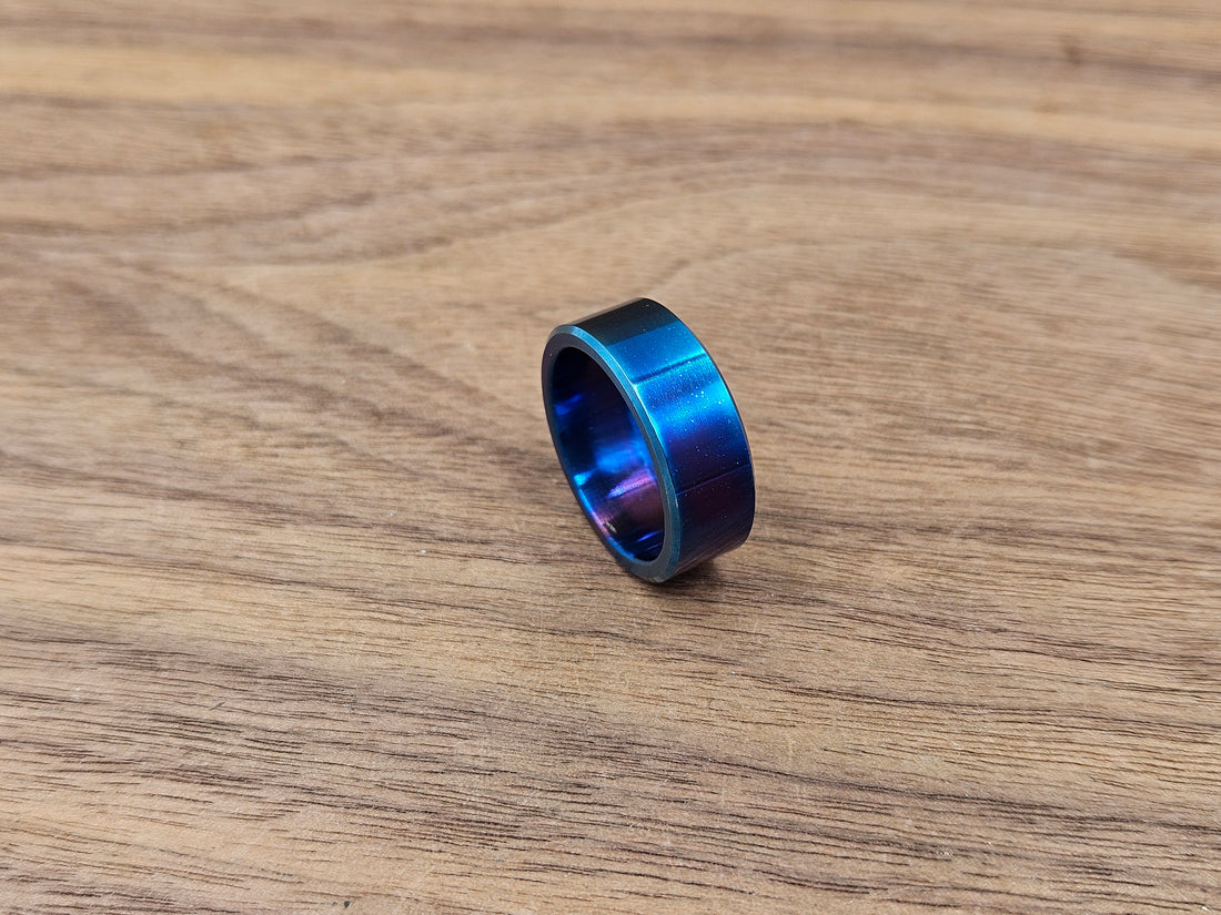 CLR Ring Essential Titanium Flamed size 8