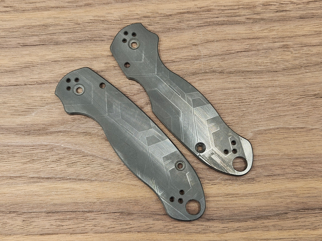 CLR Spyderco Paramilitary 3<br>Zirconium Standard Falcon