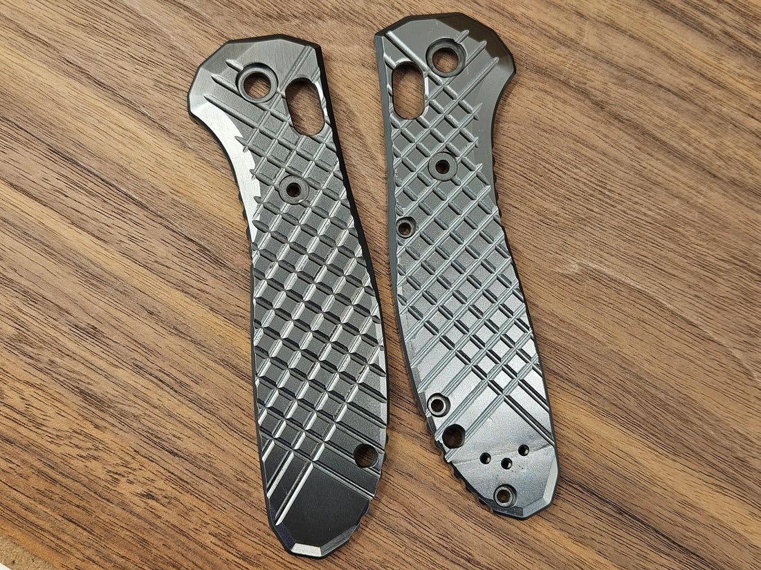 CLR Benchmade Griptilian 550<br>Titanium Frag Black