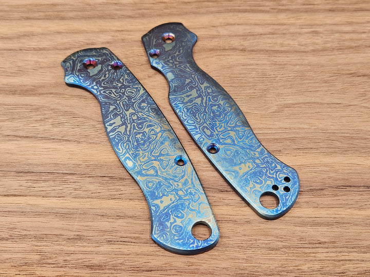CLR Spyderco Paramilitary 2<br>Titanium Standard<br>Alien Flamed