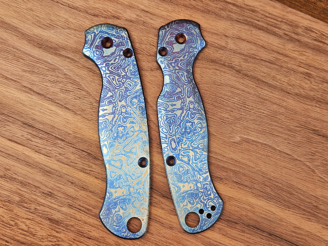 CLR Spyderco Paramilitary 2<br>Titanium Standard<br>Alien Flamed