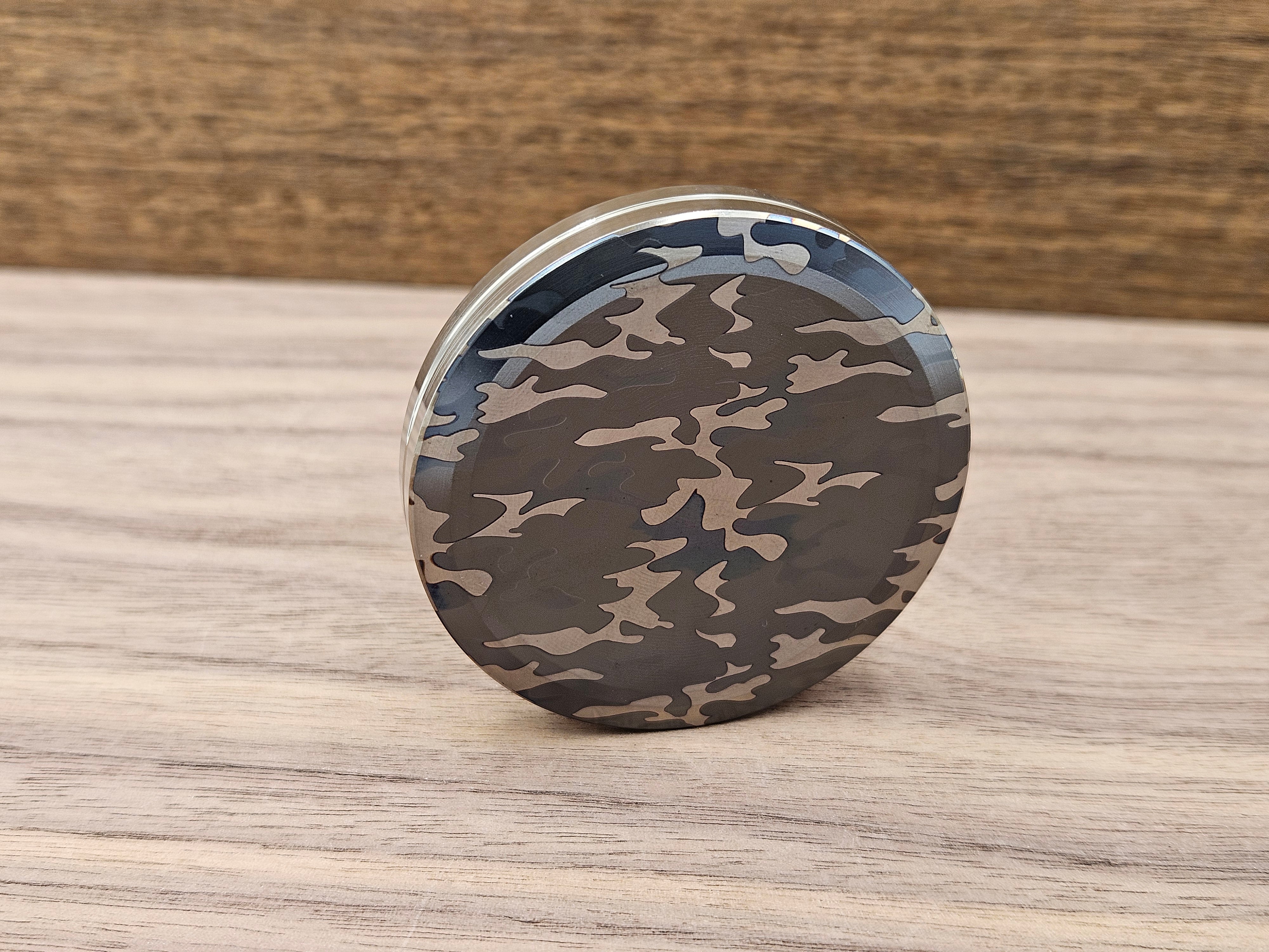 CLR Everyday Coin 215<br>Titanium Memorial Camo