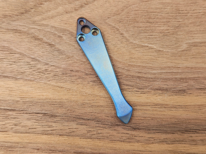 CLR Clip Spyderco Shaman<br>Titanium Standard - Spidy Tip Blue Flamed Brushed