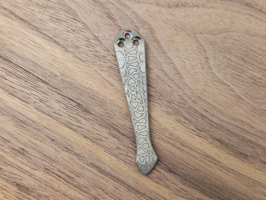 CLR Clip Spyderco Models<br>Titanium Standard - Spidy Tip Reptilian