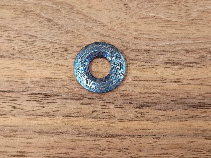 CLR Lanyard Bead 1 inch<br>Titanium Dama Ladder Blue Flamed