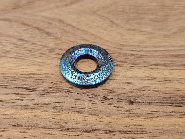 CLR Lanyard Bead 1 inch<br>Titanium Dama Ladder Blue Flamed