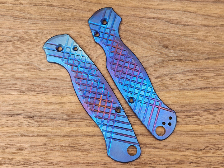 CLR Spyderco Paramilitary 2<br>Titanium Frag Flamed