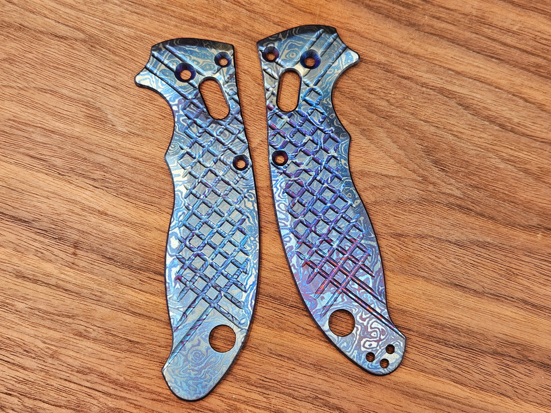 CLR Spyderco Manix 2<br>Titanium Frag<br>Alien Flamed