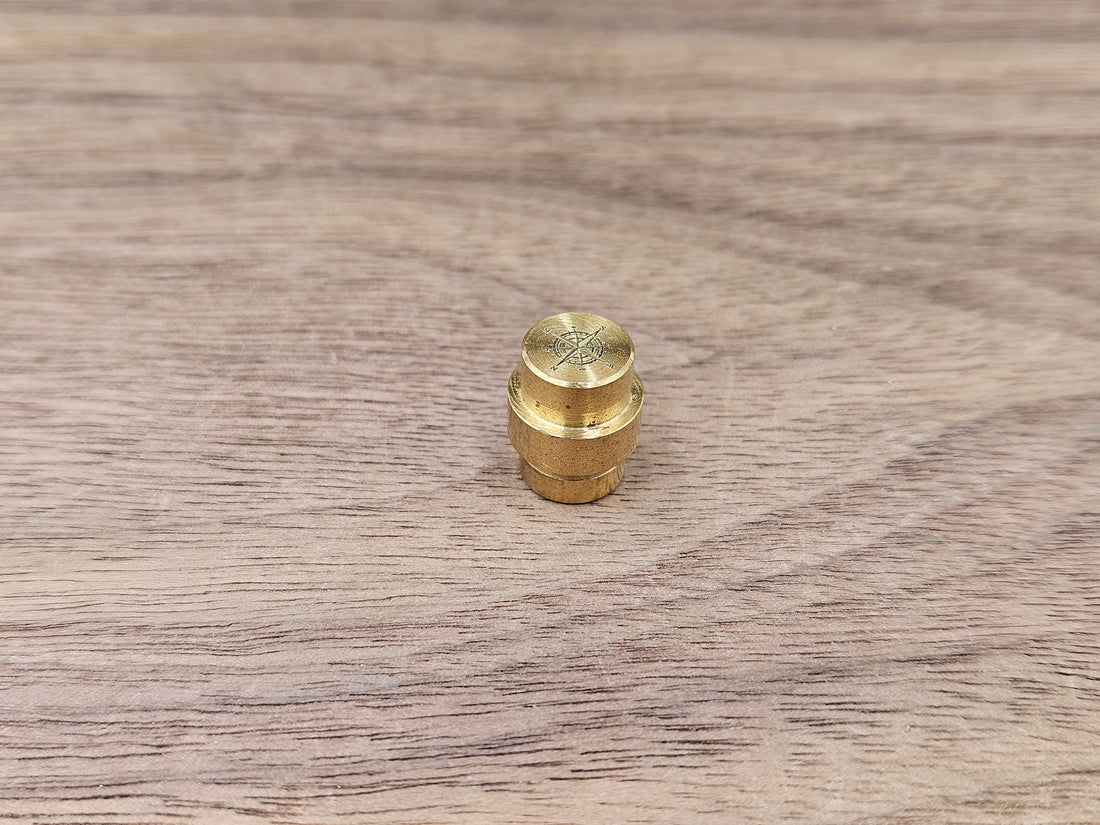CLR Brass Lanyard Hole Plug<br>Spyderco Manix 2 Compass Brushed