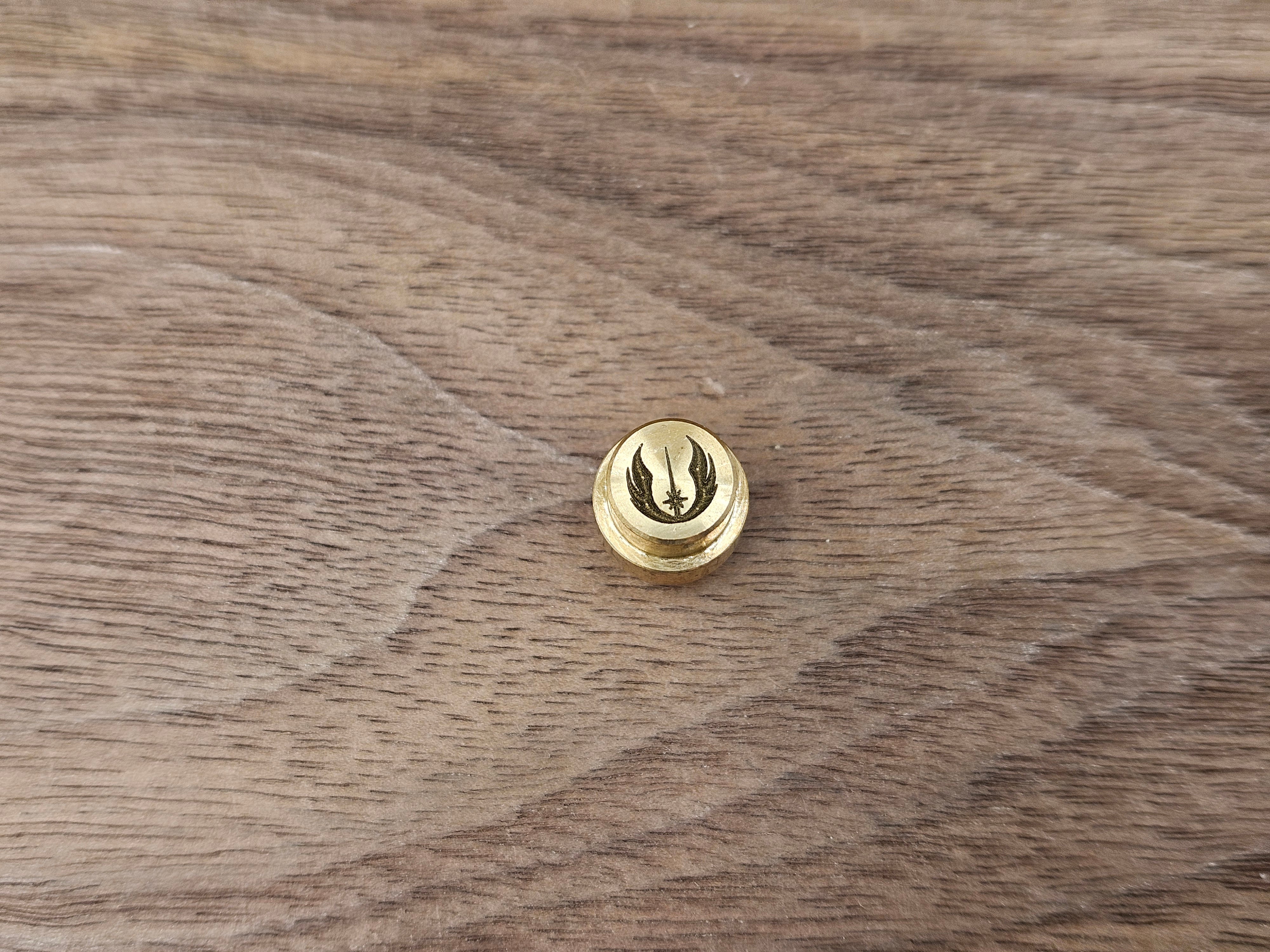 CLR Brass Lanyard Hole Plug<br>Spyderco Manix 2 Jedi Black engraving