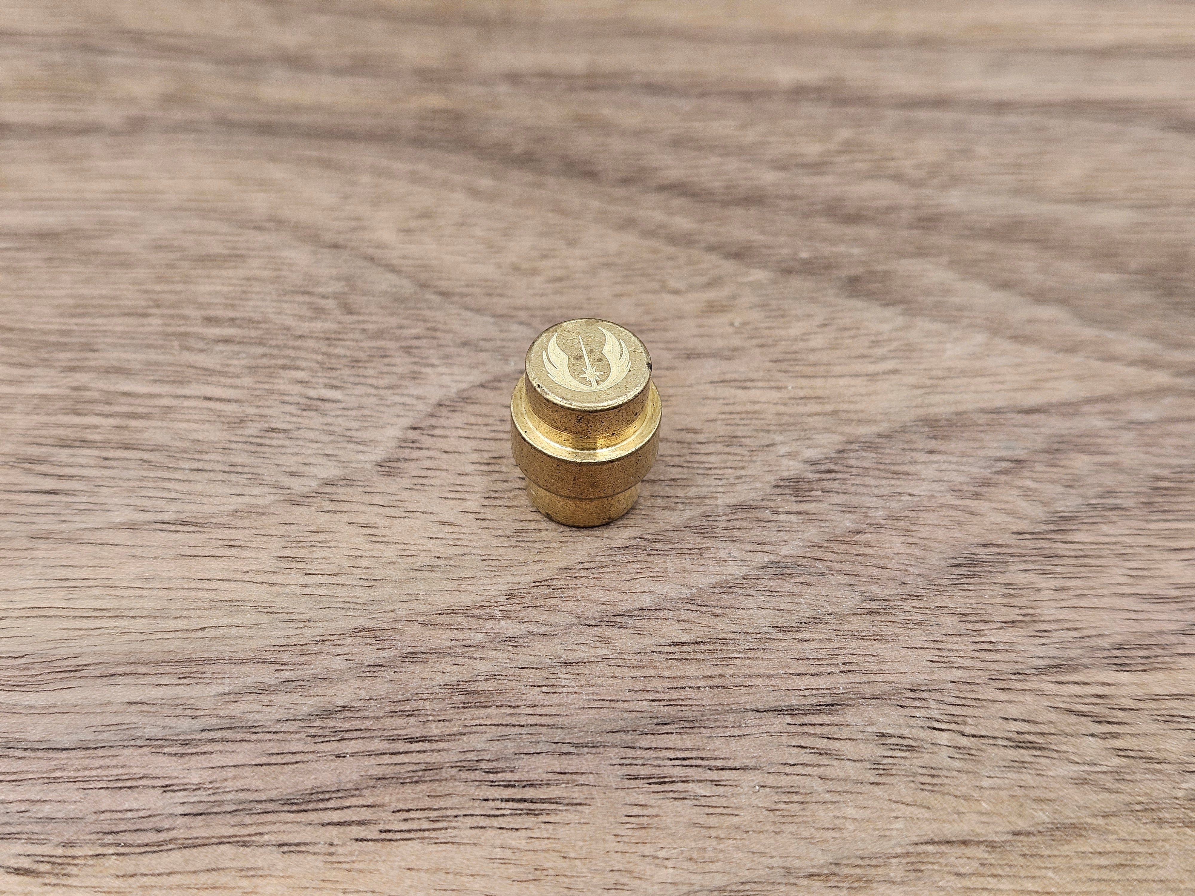 CLR Brass Lanyard Hole Plug<br>Spyderco Manix 2 Jedi White engraving