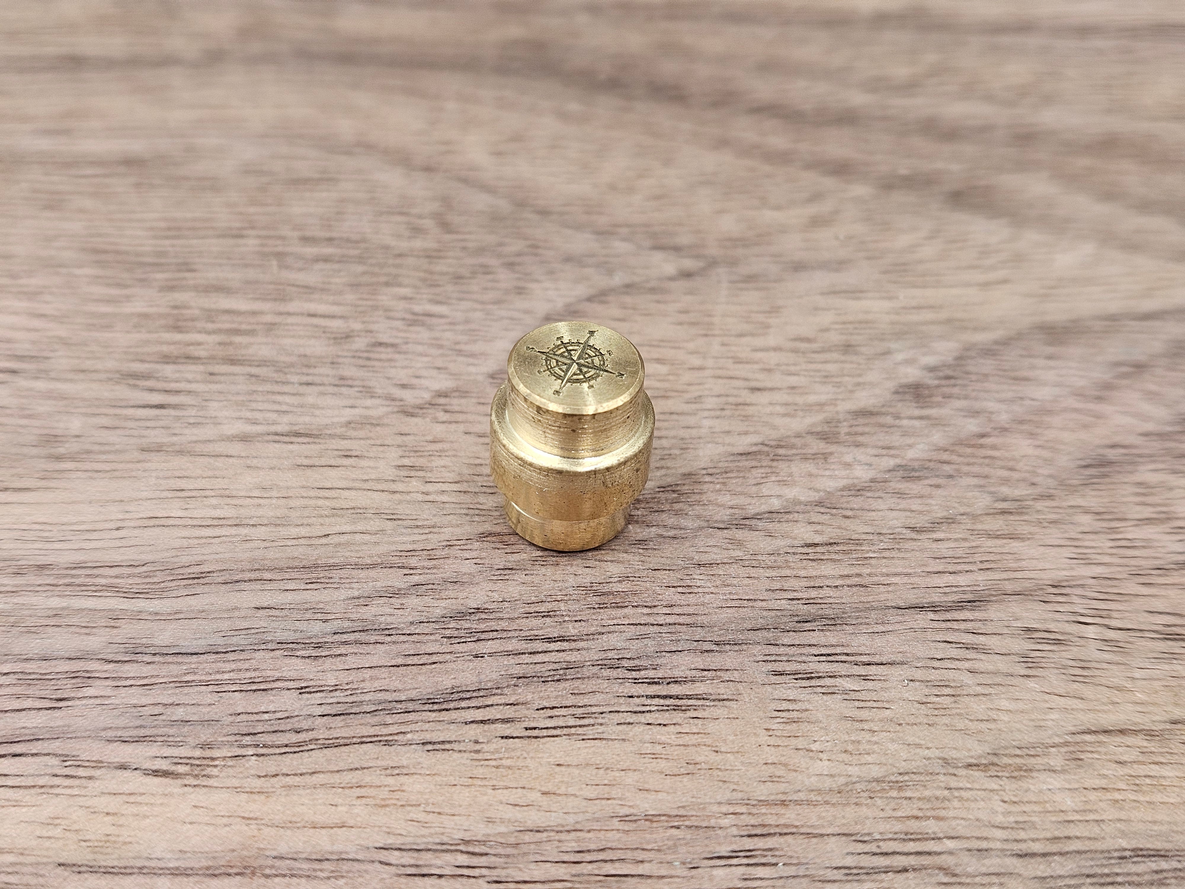 CLR Brass Lanyard Hole Plug<br>Spyderco PM2 & PM3<br>Compass Brushed