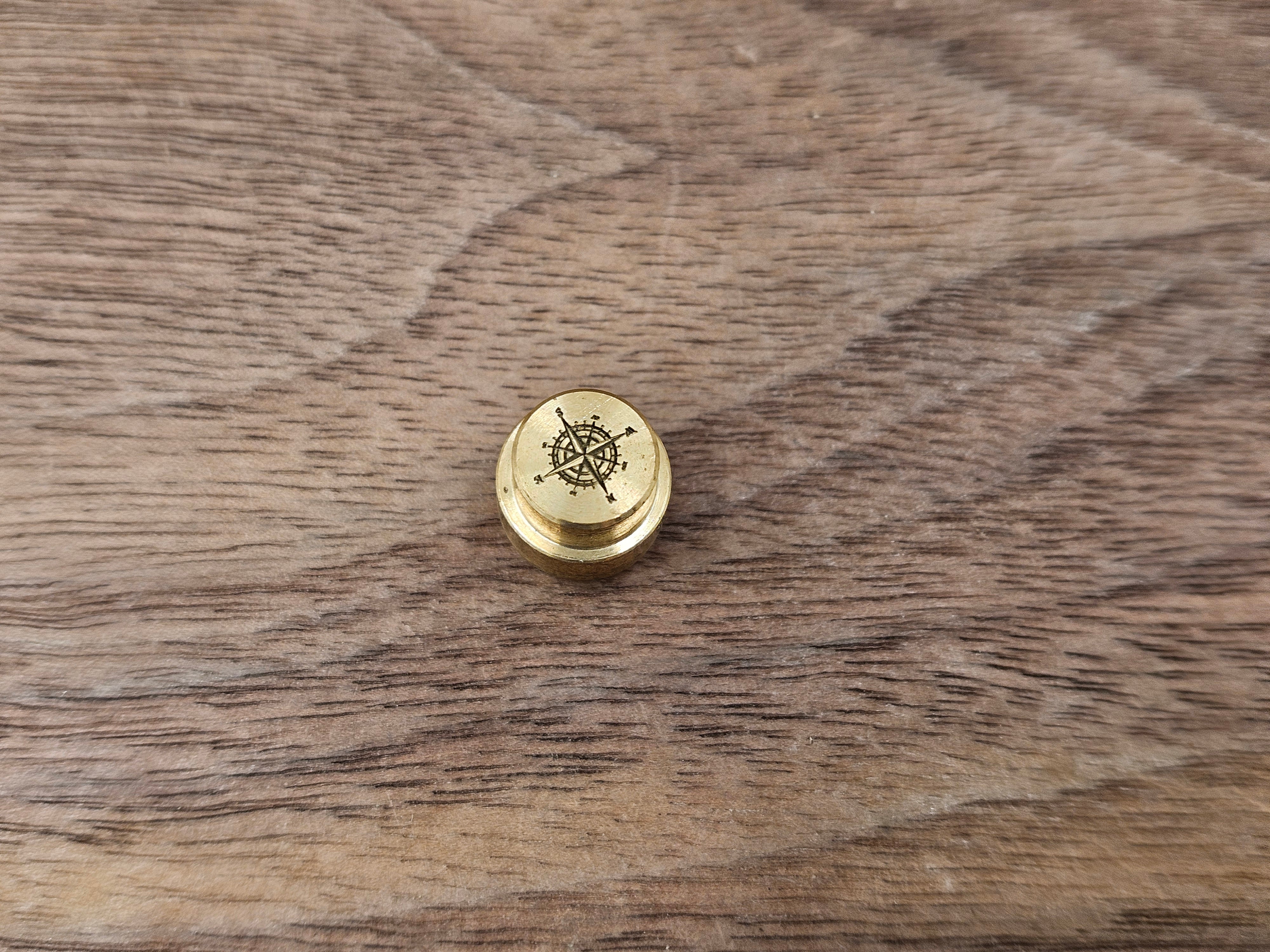 CLR Brass Lanyard Hole Plug<br>Spyderco PM2 & PM3<br>Compass Brushed