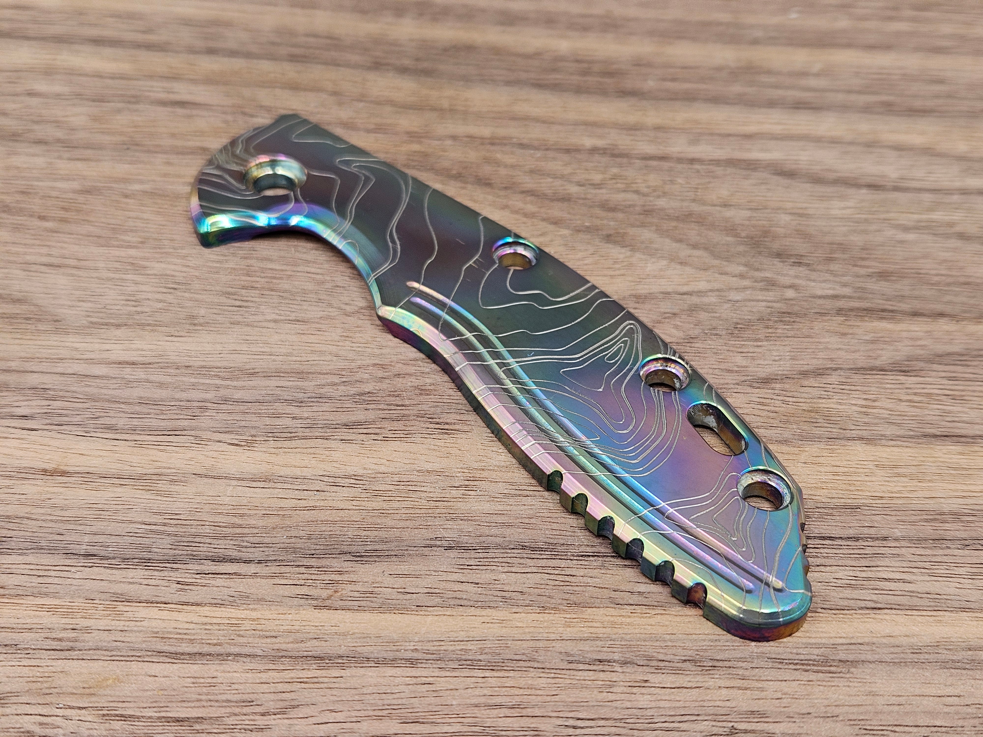 CLR<br>Hinderer XM 18 3.5 Titanium Standard Topo Oil Slick