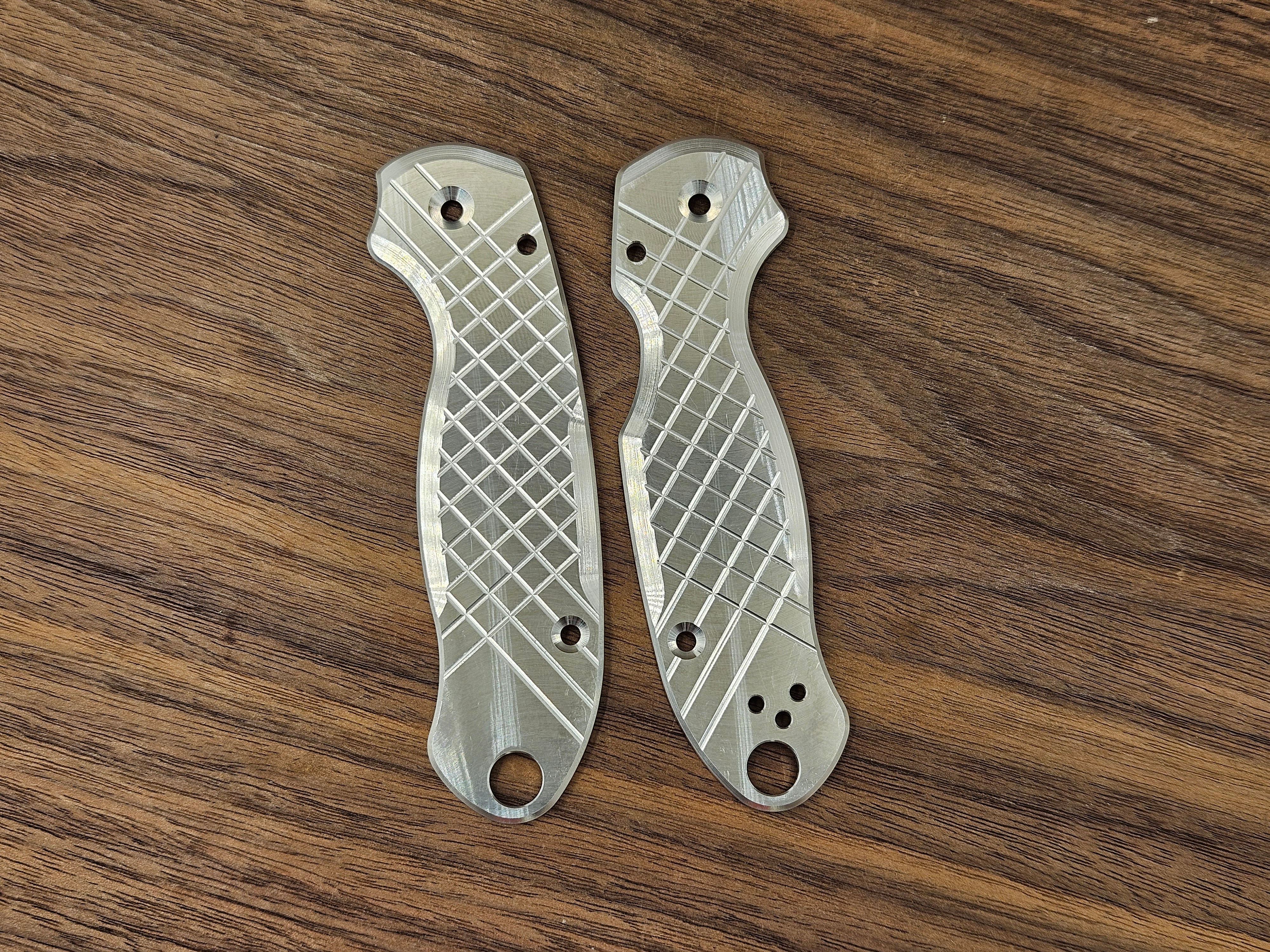 CLR Spyderco Paramilitary 3<br>Aluminum Frag