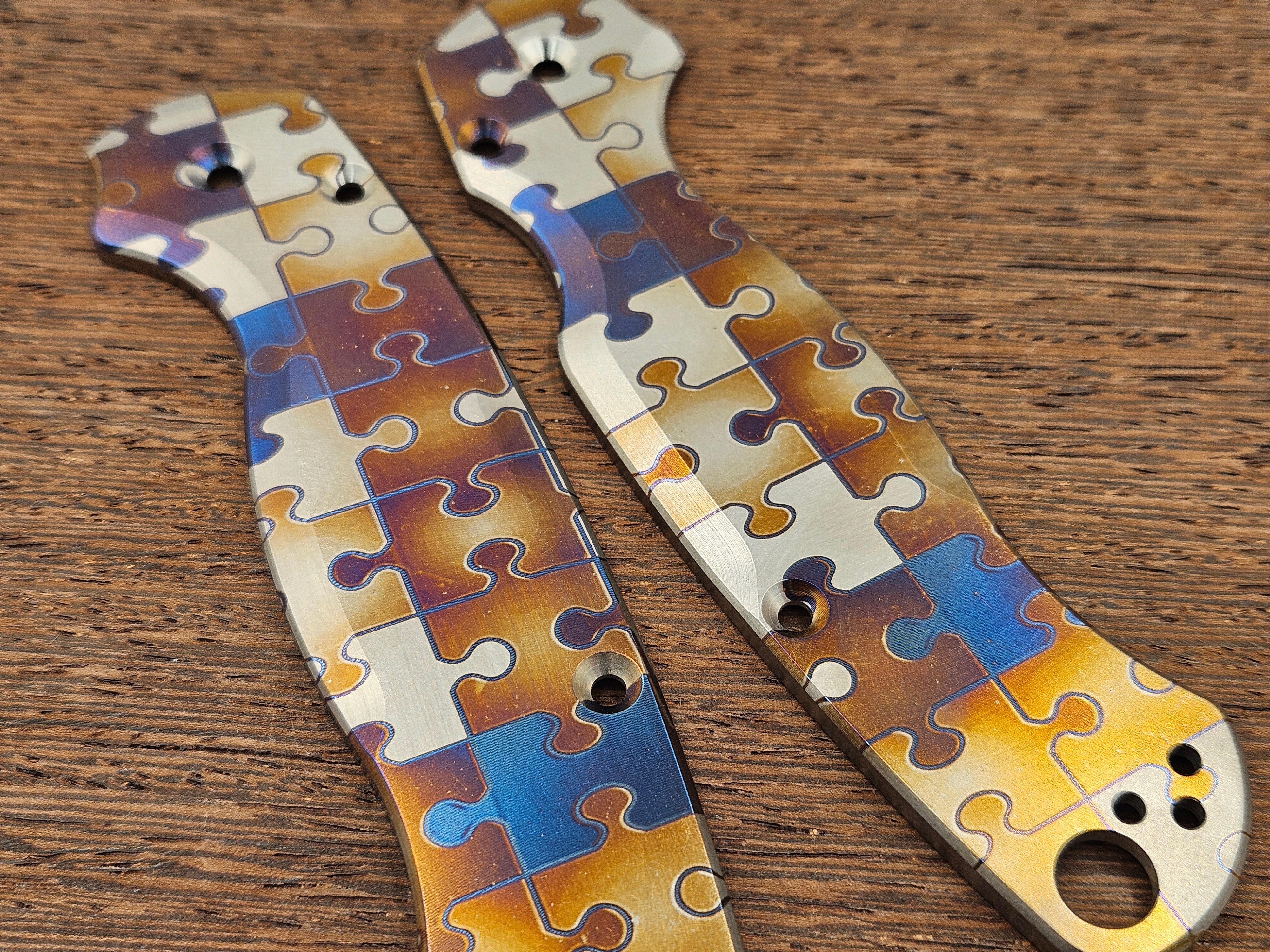 CLR Spyderco Paramilitary 2<br>Titanium Standard Puzzle