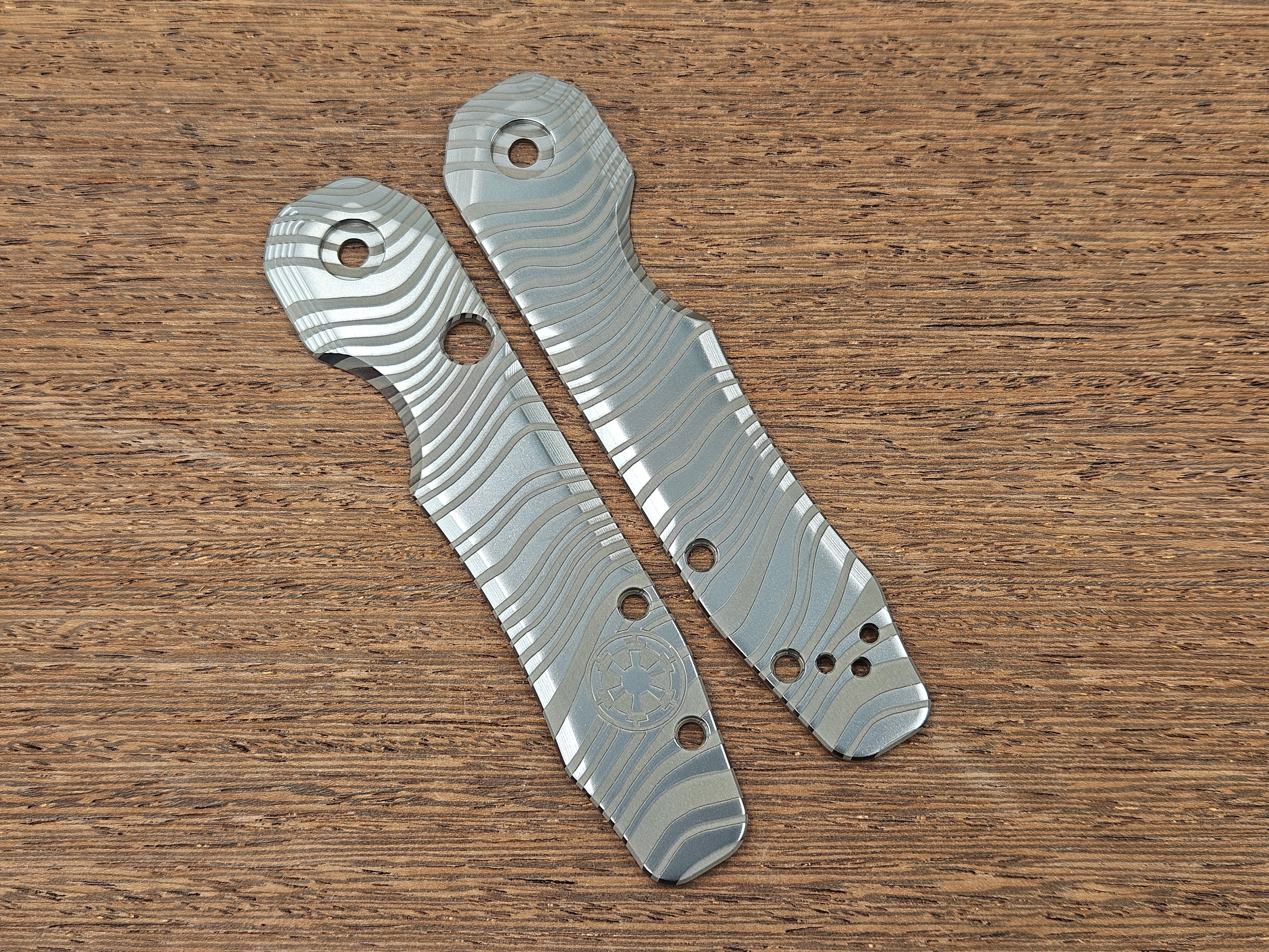 CLR Spyderco Smock 2.0<br>Titanium Standard Beskar Black