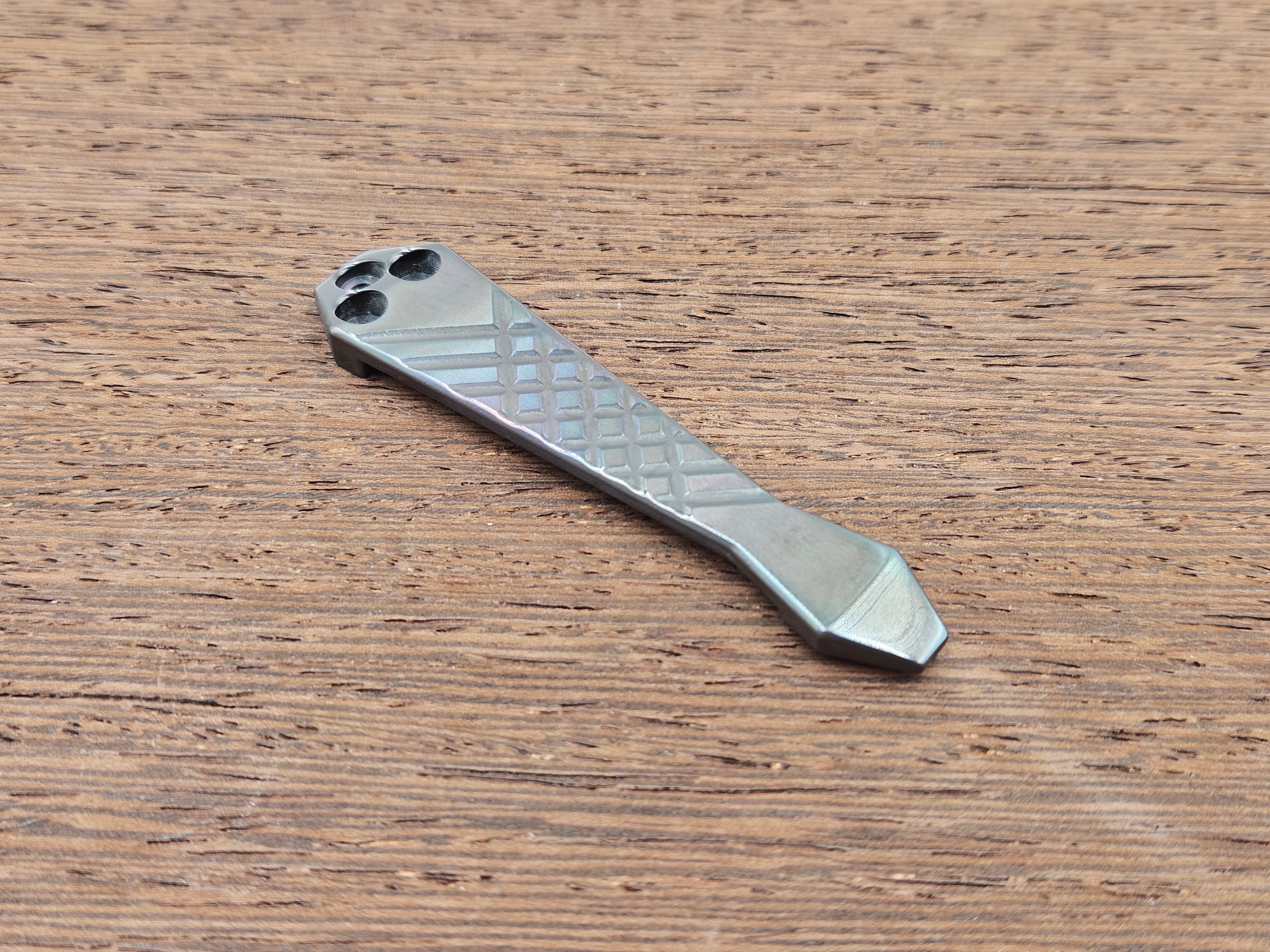 CLR Clip Spyderco Models<br>Zirconium Frag Oil Slick