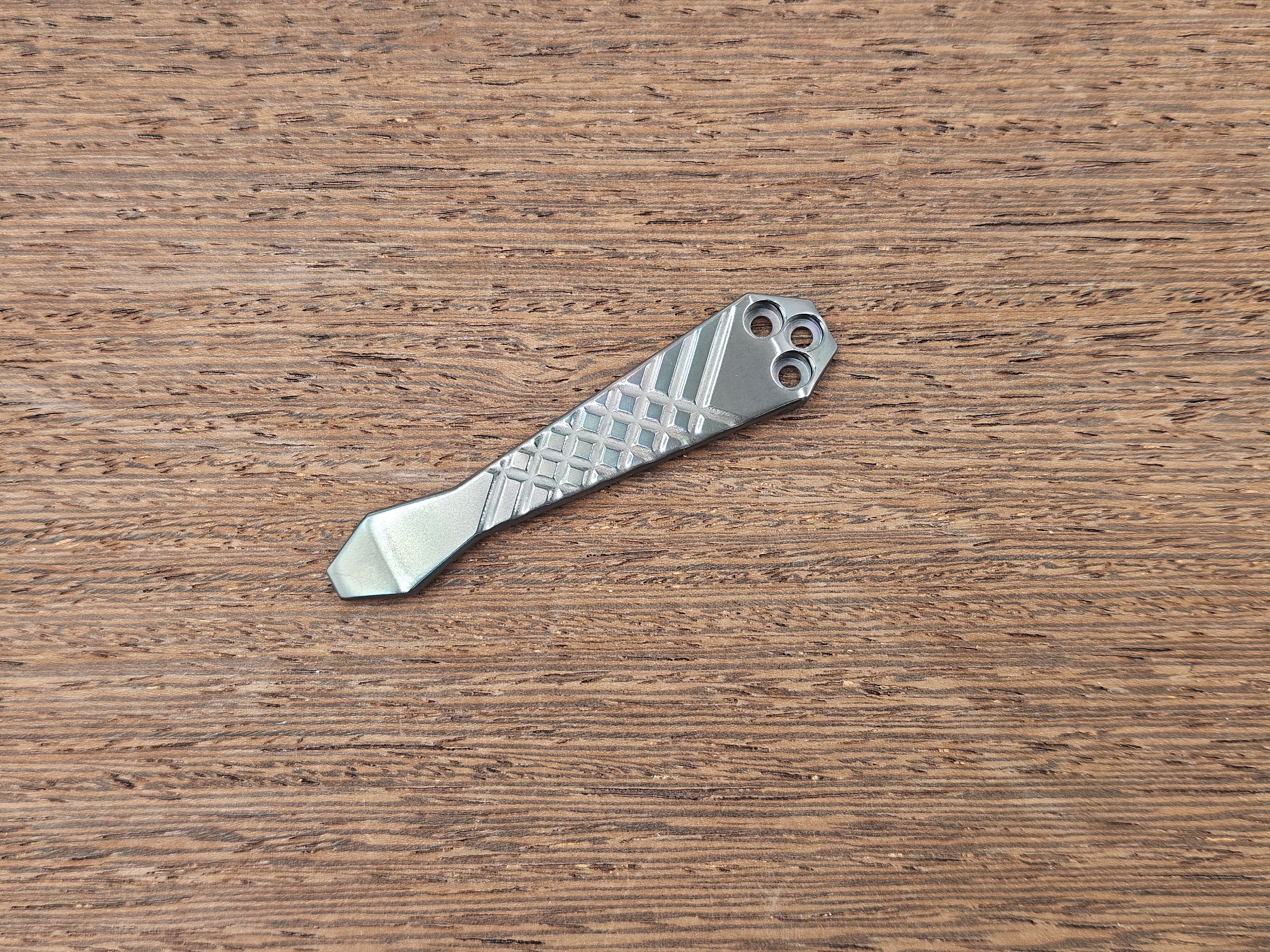 CLR Clip Spyderco Models<br>Zirconium Frag Oil Slick