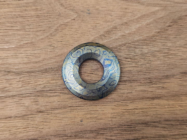 CLR Lanyard Bead 1 inch<br>Titanium Alien Flamed Blue