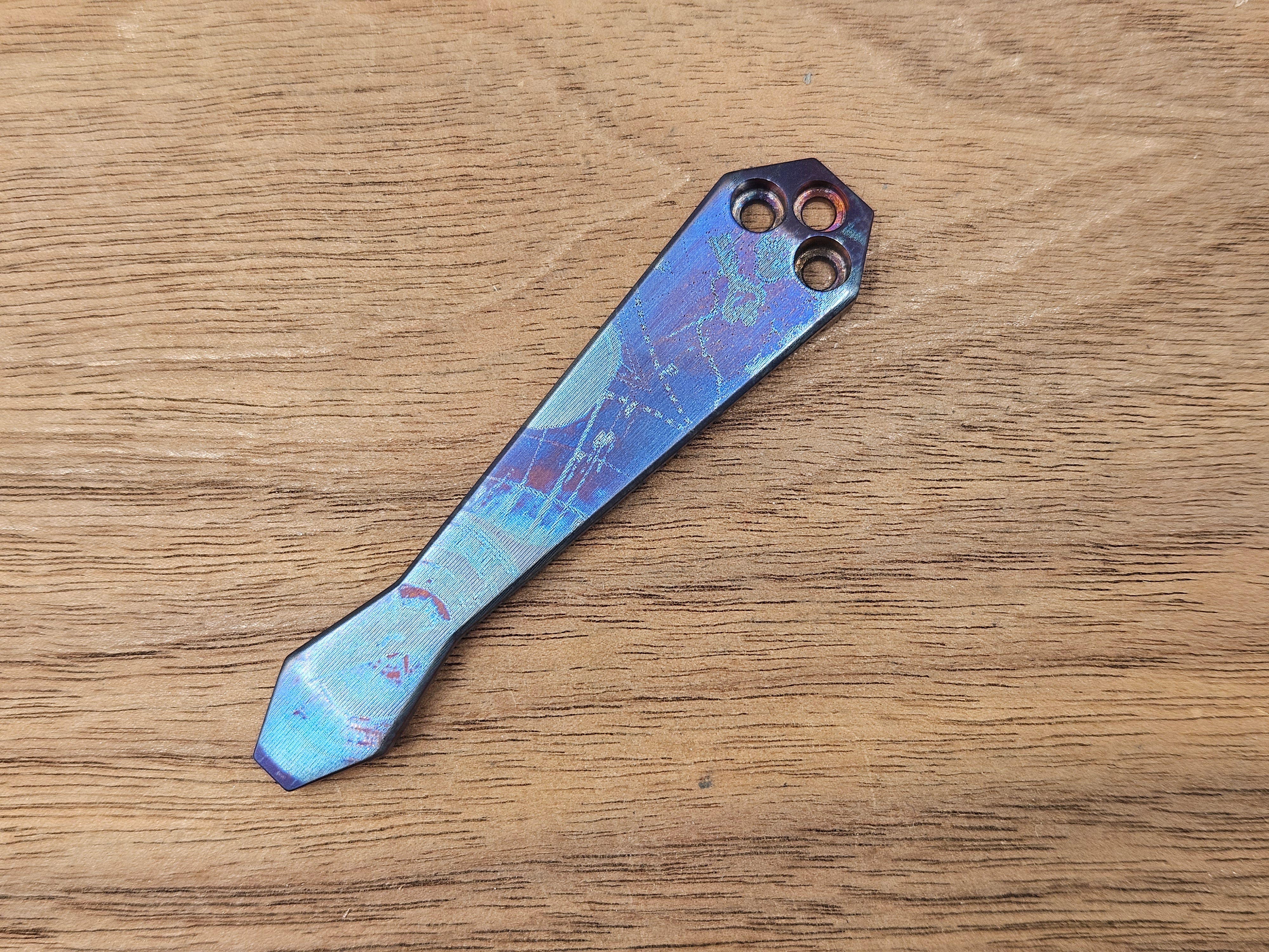 CLR Clip Spyderco Models<br>Titanium Standard - Diamond Tip Pirate Flamed