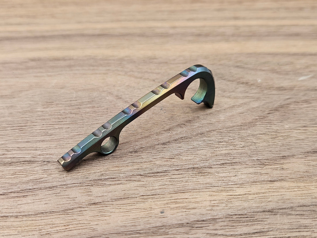 CLR Spyderco PM2<br>Zirconium Backspacer Oil Slick