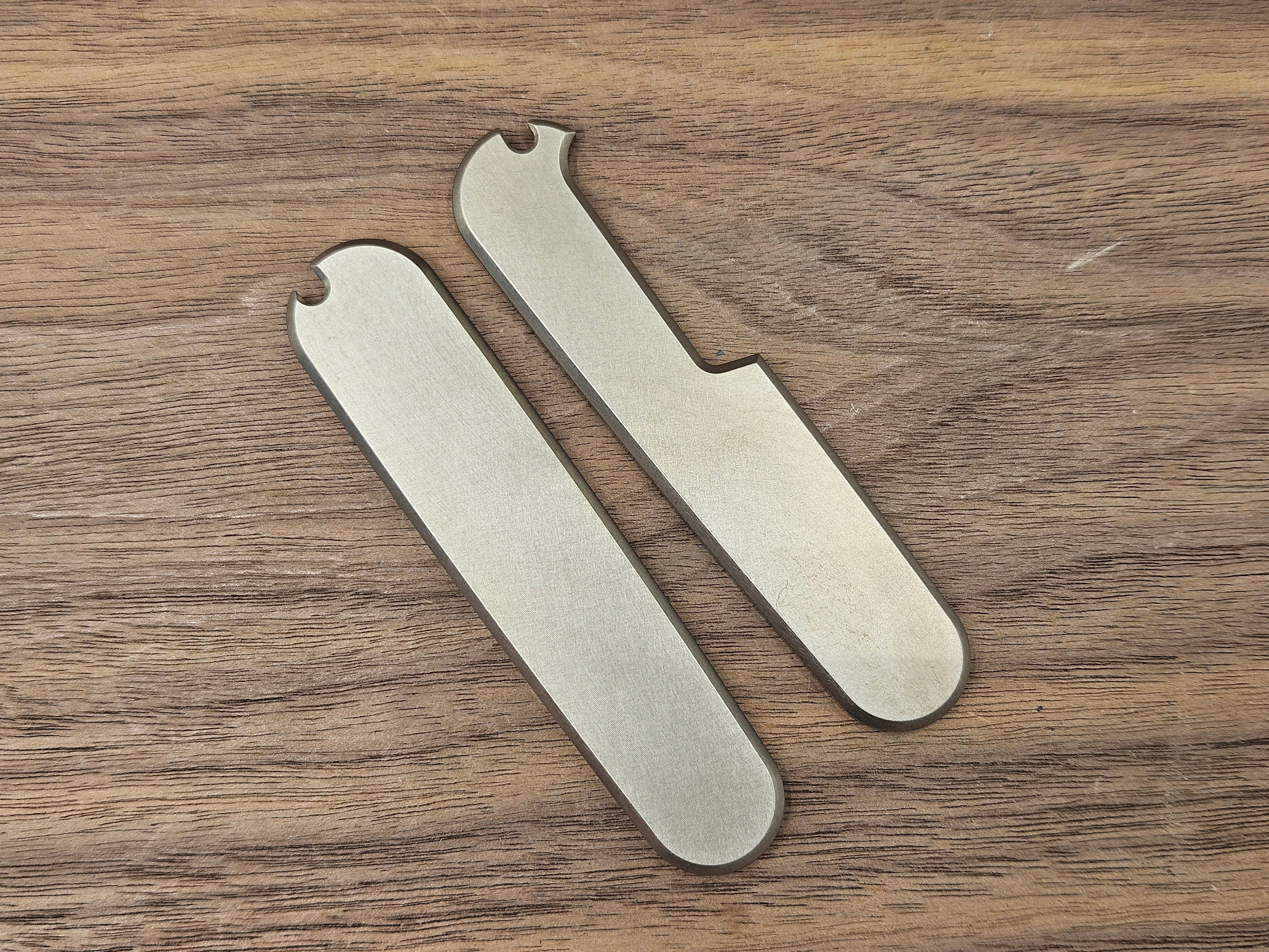 CLR Swiss Army 91mm<br>Titanium Standard Brushed