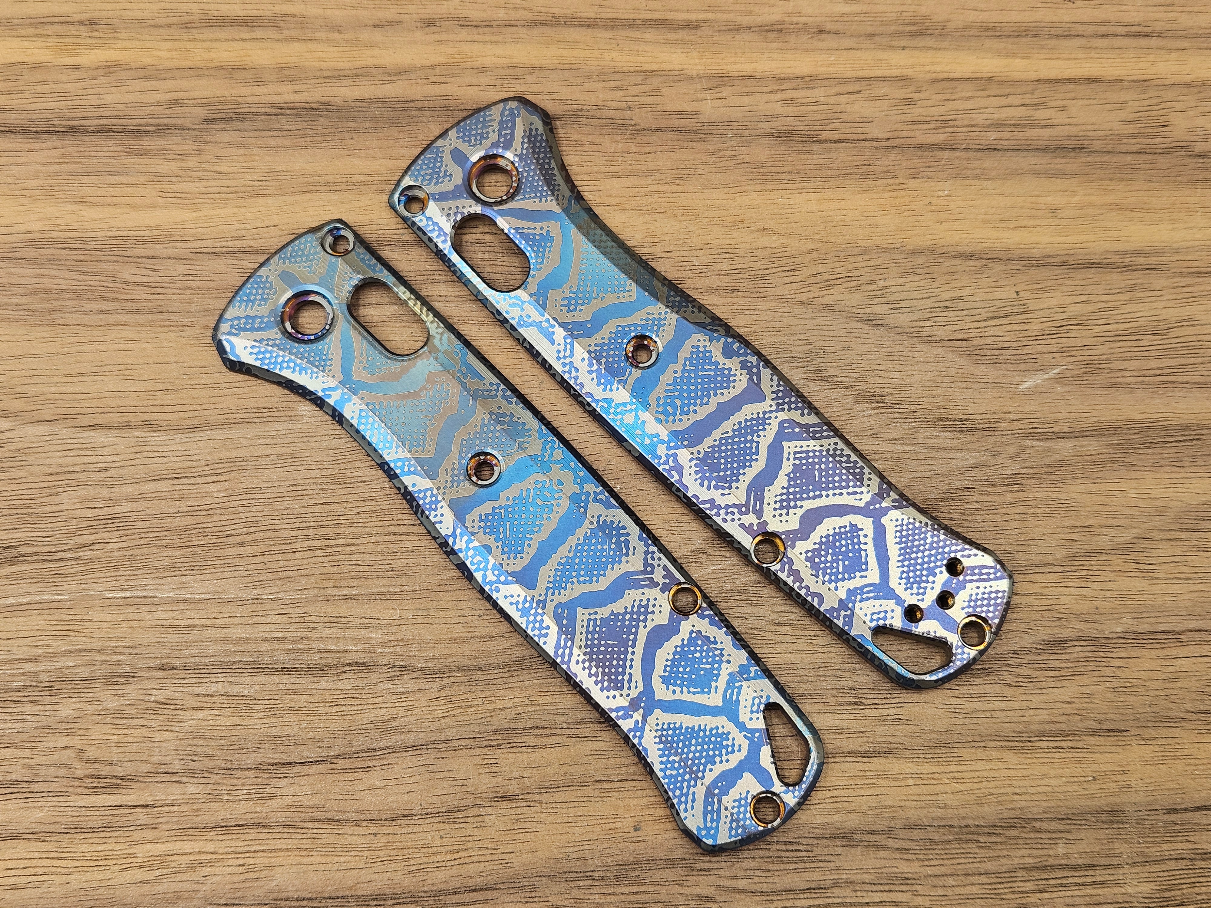 CLR Benchmade Bugout 535<br>Titanium Standard<br>Reptilian Flamed