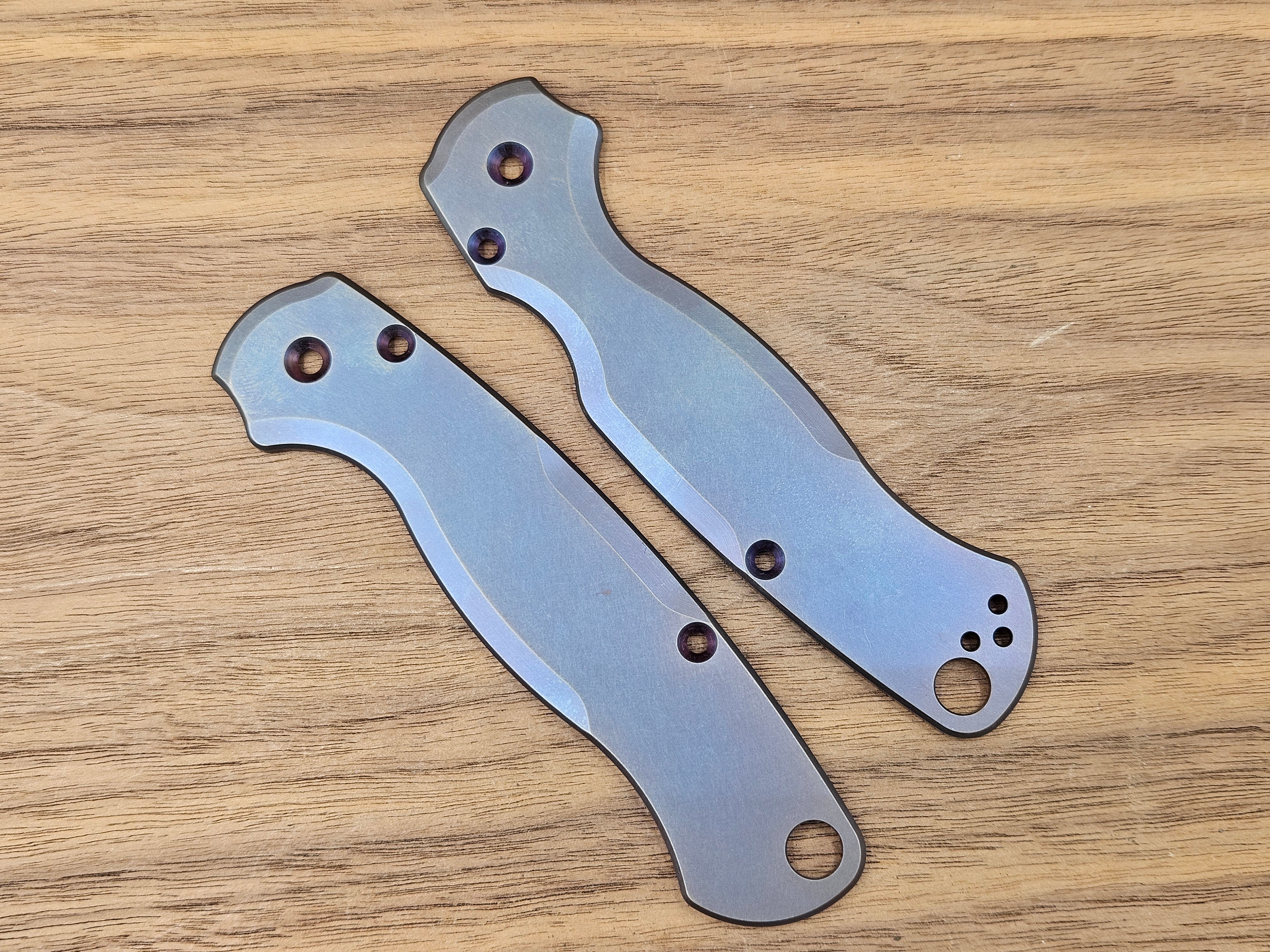 CLR Spyderco Paramilitary 2<br>Titanium Standard Blue ano
