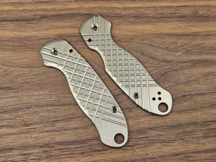 CLR Spyderco Paramilitary 3<br>Titanium Frag Brushed