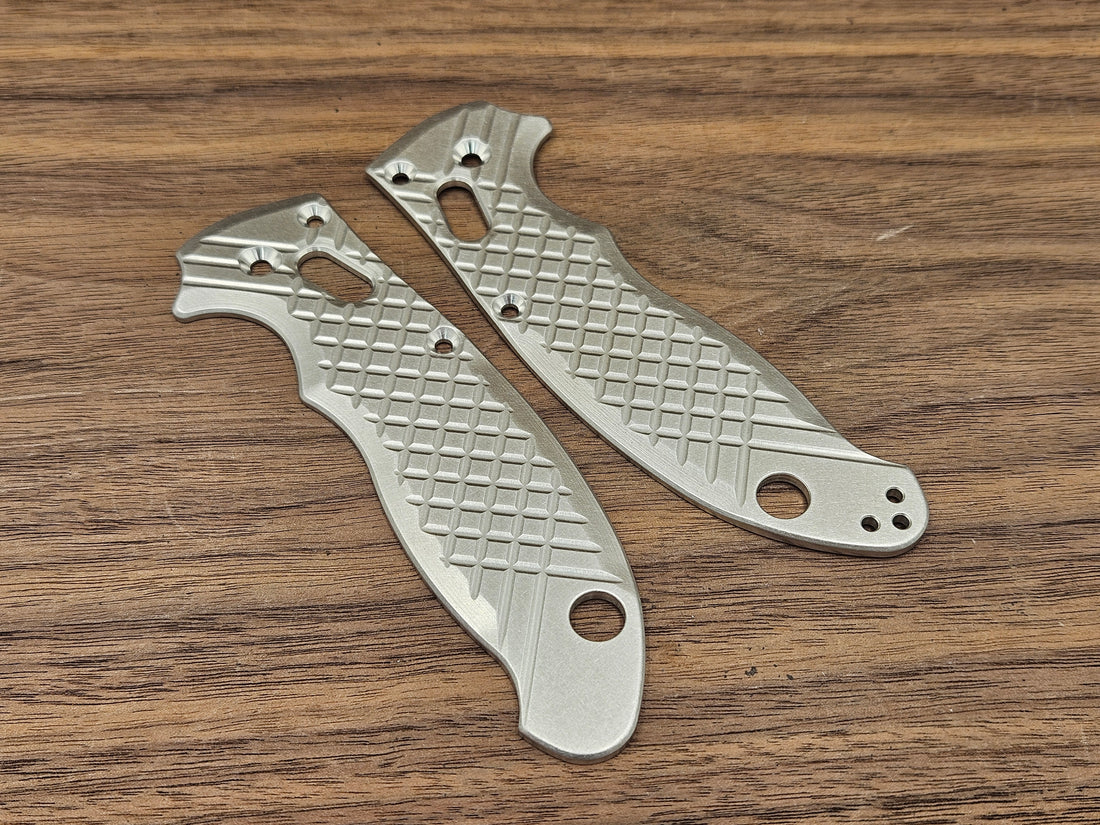 CLR Spyderco Manix 2<br>Aluminum Frag Brushed