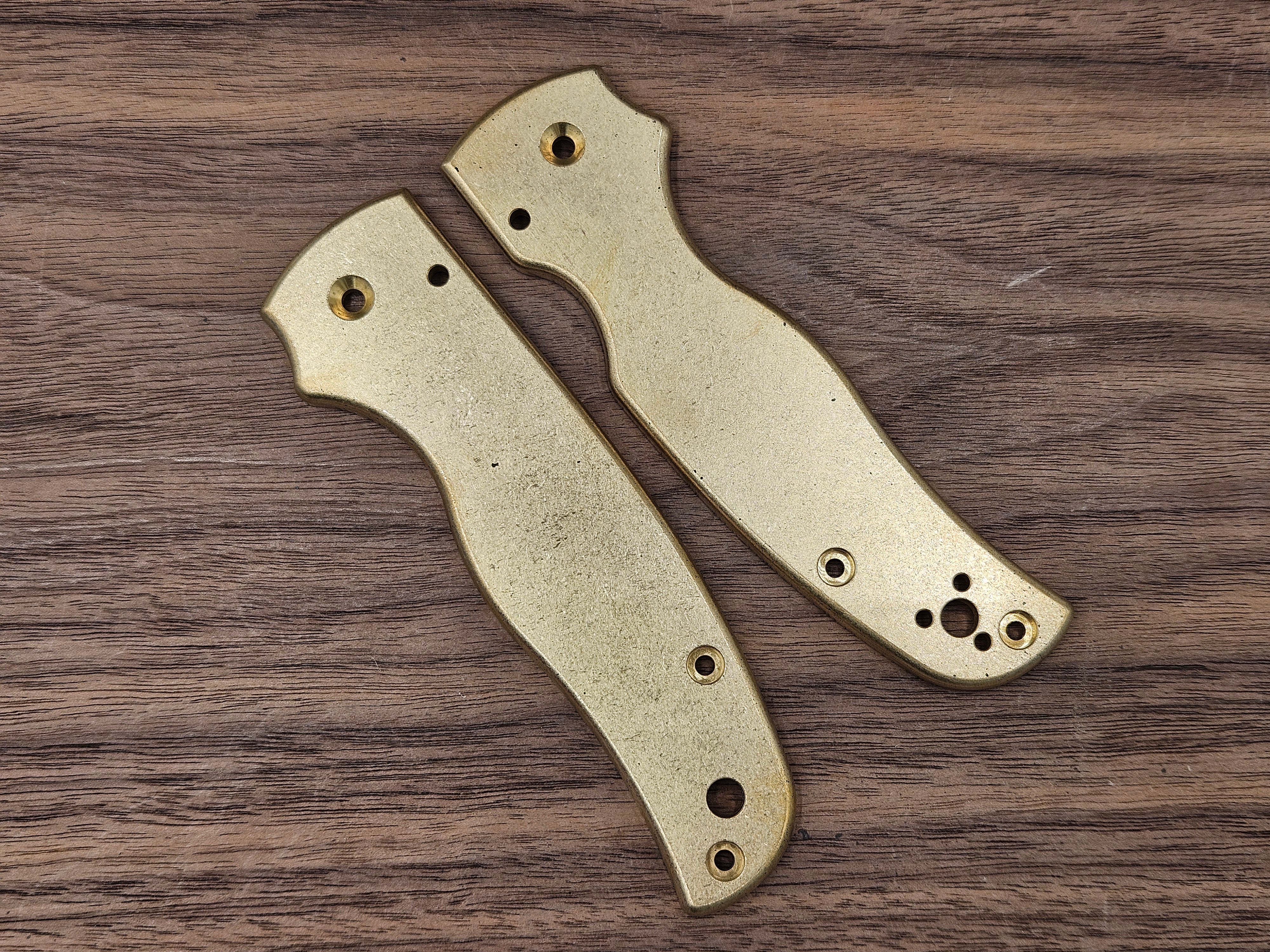 CLR Spyderco Shaman<br>Brass Standard Stone Washed