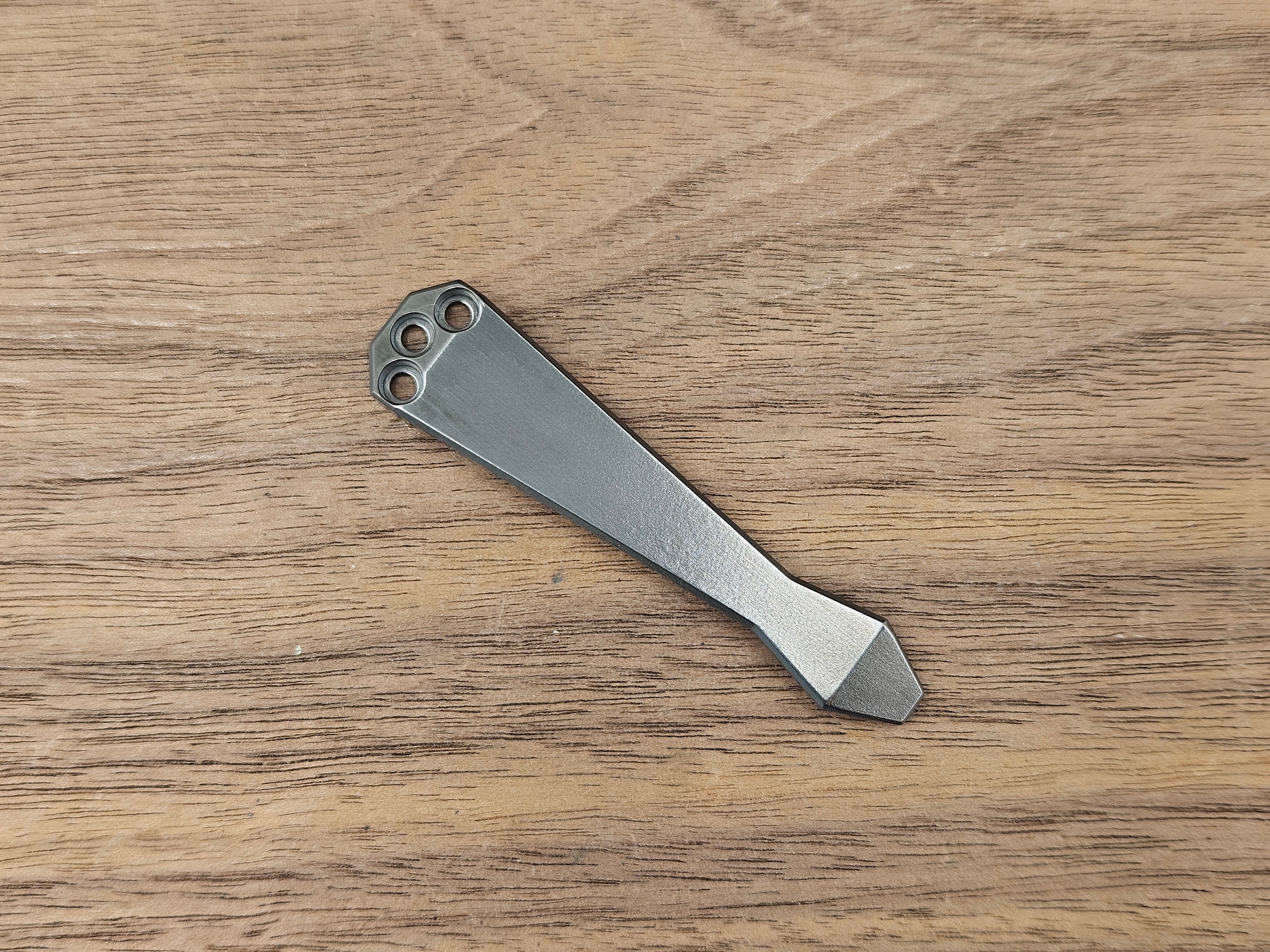 CLR Clip for Benchmade Titanium Standard Dmd - Laser Black