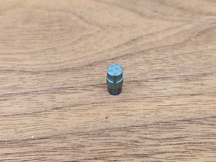 CLR Hole Plug for Spyderco Smock Titanium - Honeycomb Blue ano