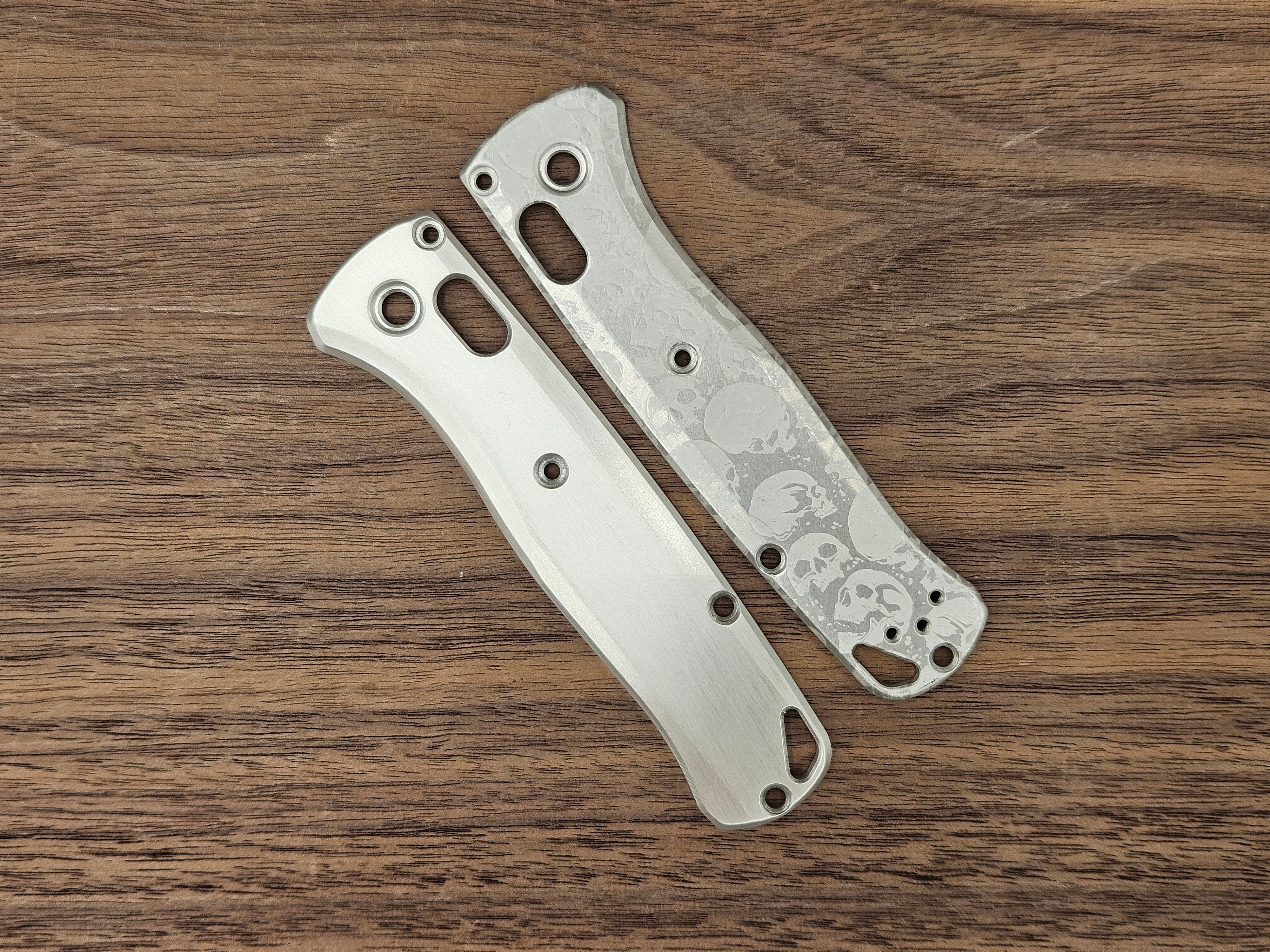 CLR Benchmade Bugout Scales Aluminum Standard - Skull lasering