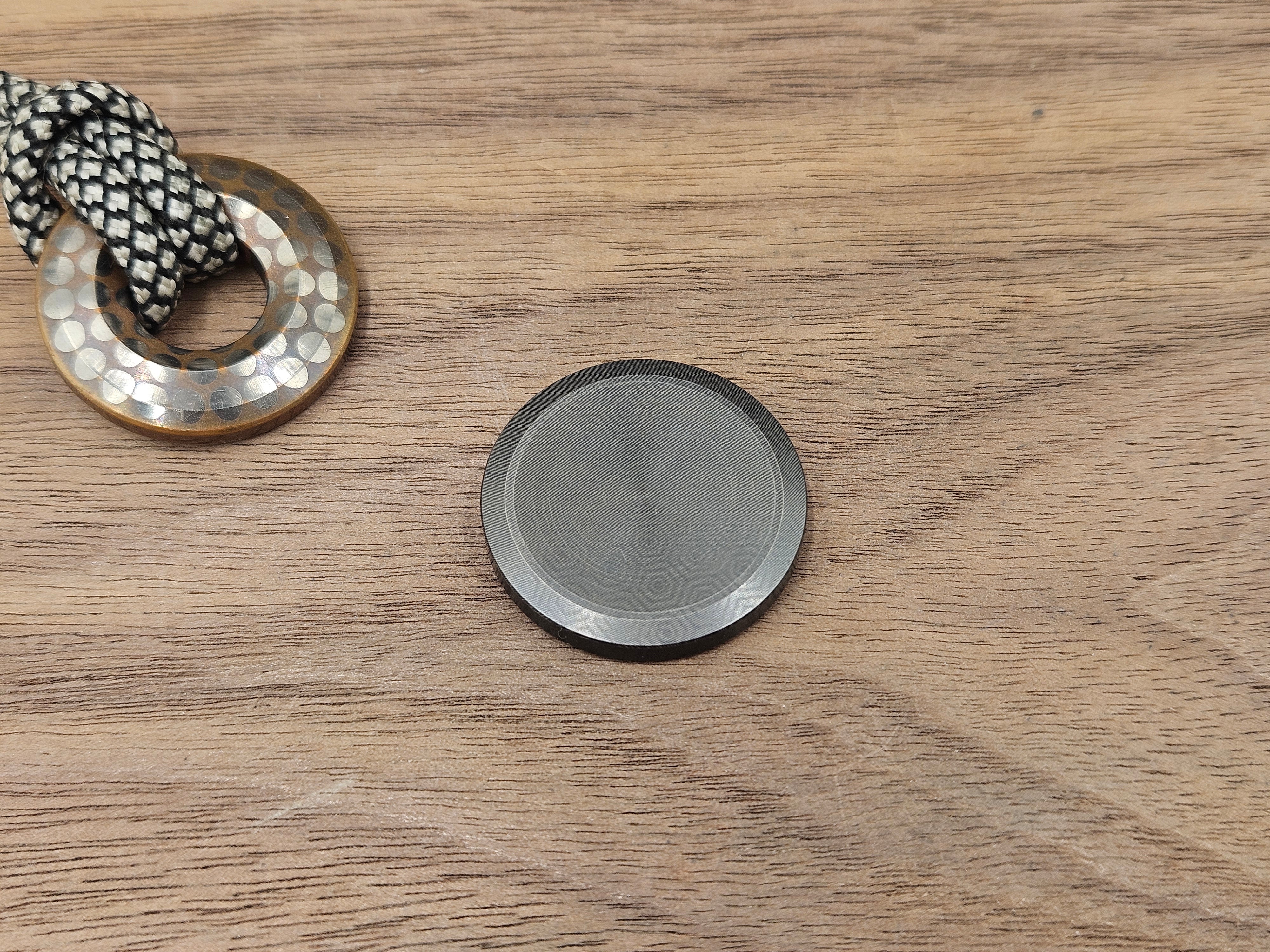 CLR Worry Coins Tungsten 100 - Honeycomb Flamed