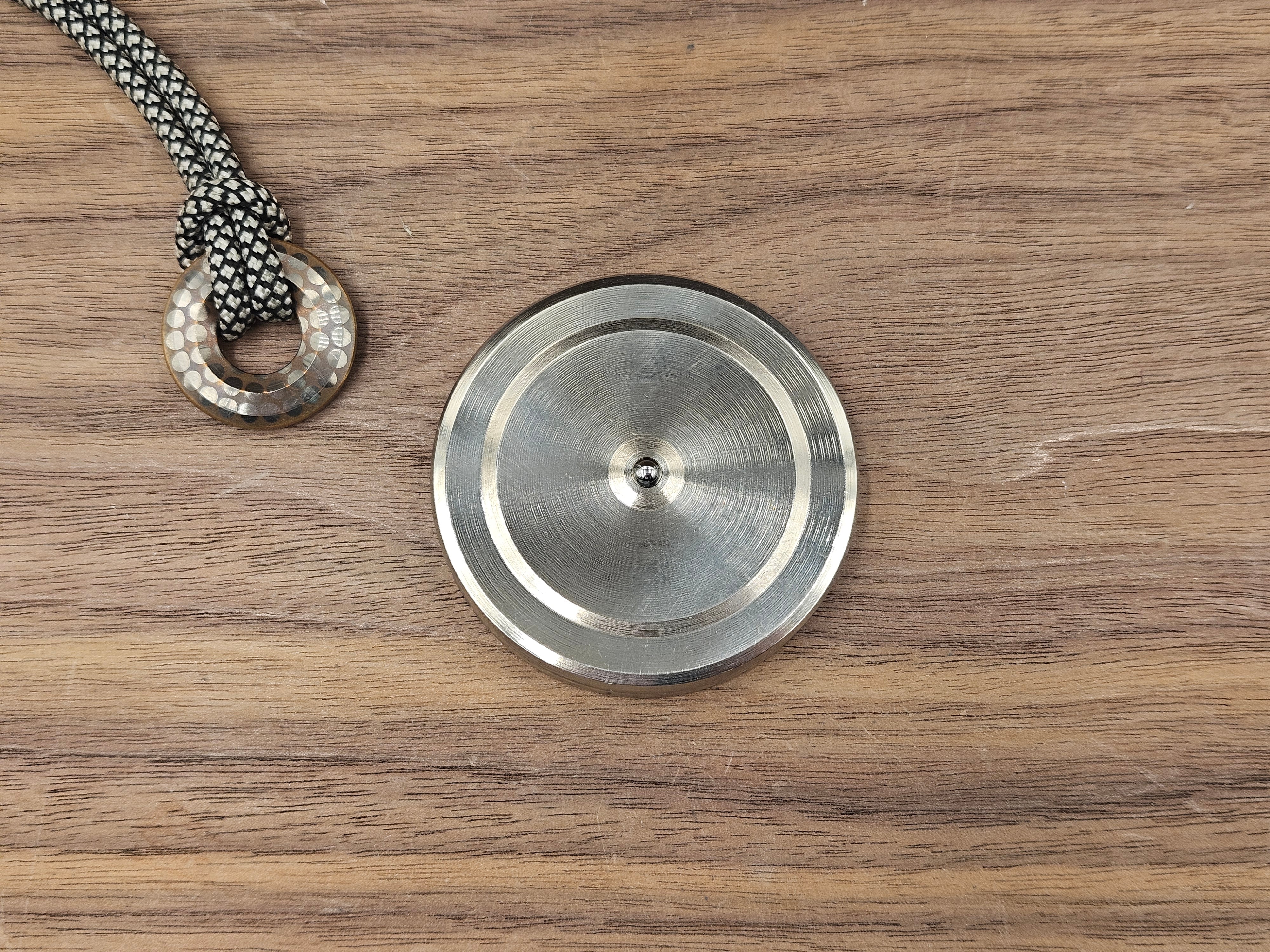 Everyday Spin Coin 215 Titanium
