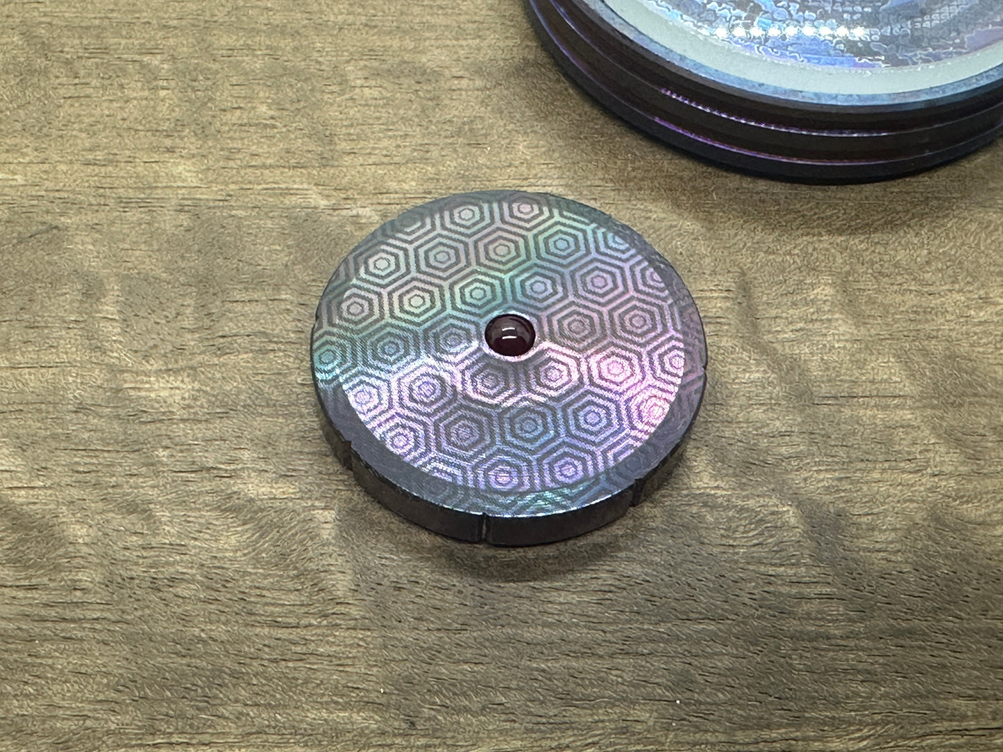 HONEYCOMB Oil Slick engraved Black Zirconium Spinning Worry Coin Spinning Top