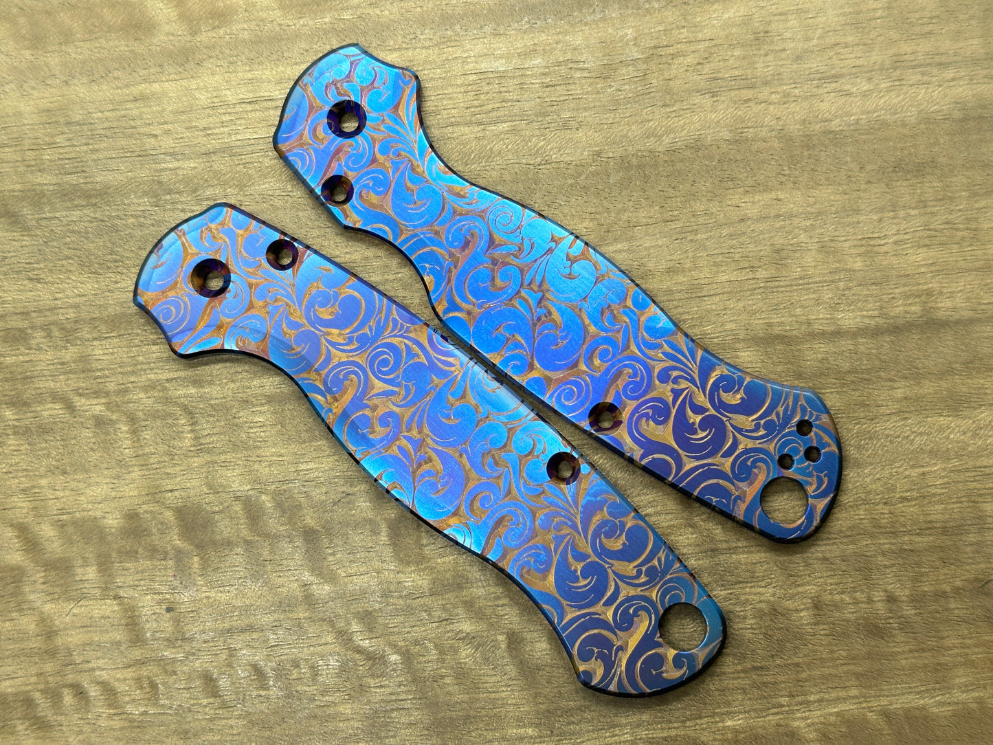 VICTORIA Flamed Titanium scales for Spyderco Paramilitary 2 PM2