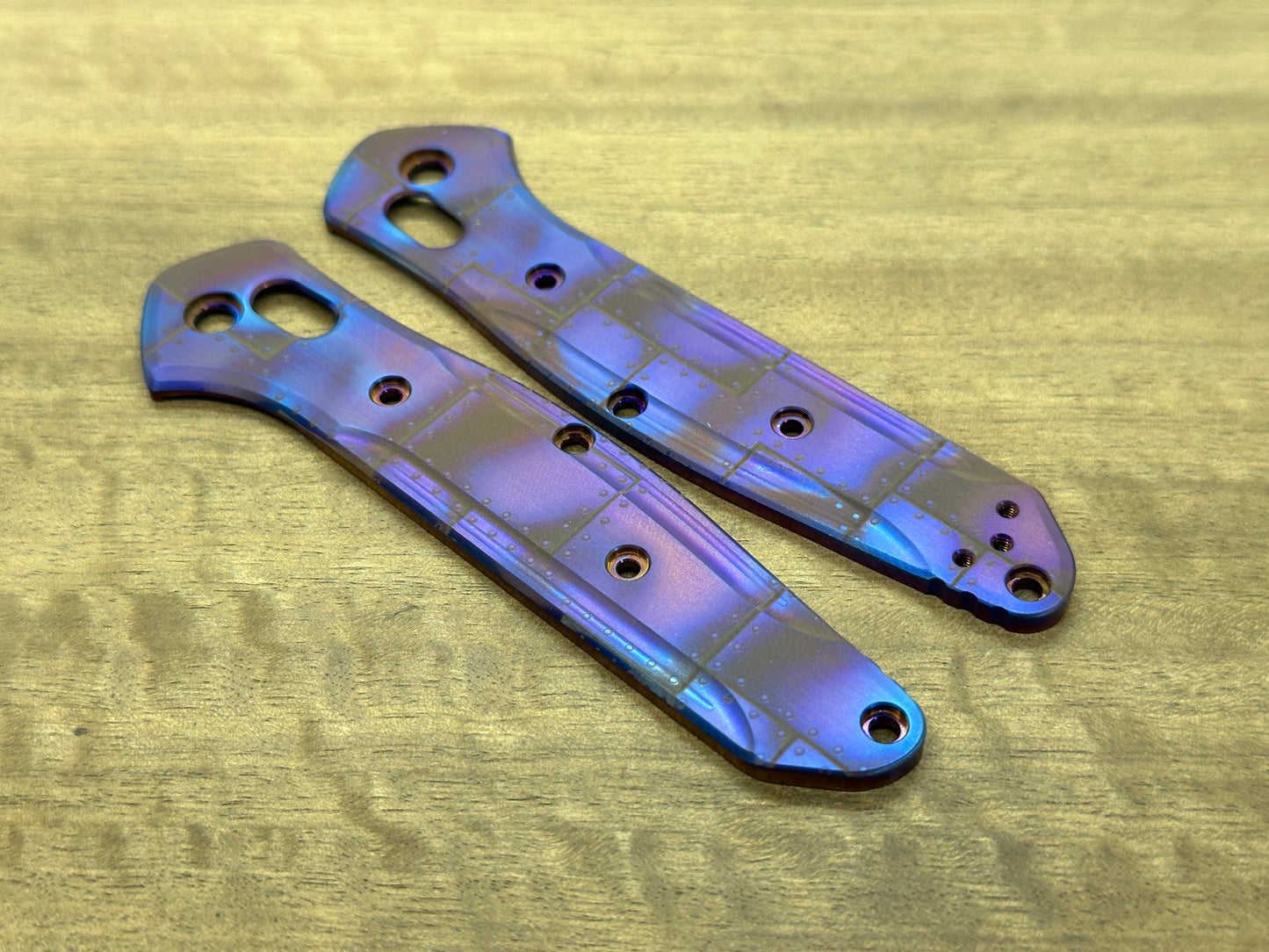 Flamed RIVETED AIRPLANE Titanium Scales for Benchmade 940 Osborne