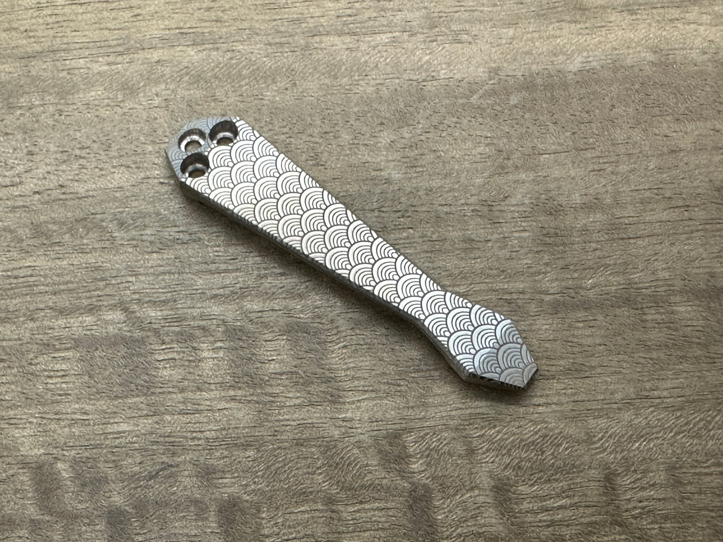 SEIGAIHA engraved Dmd Titanium CLIP for most Spyderco models