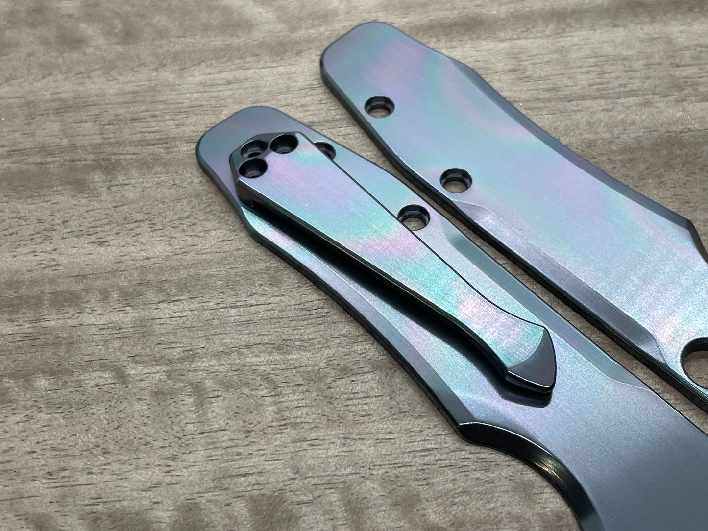 OIL Slick Zirconium Spidy CLIP for most Spyderco models