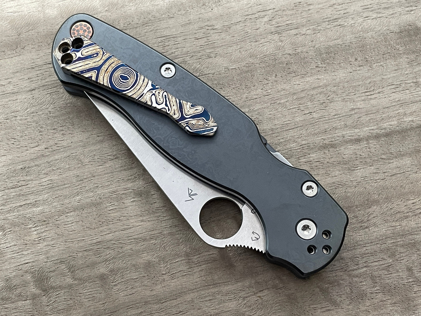 Mokume / Timascus pattern engraved Dmd Titanium CLIP for most Spyderco models