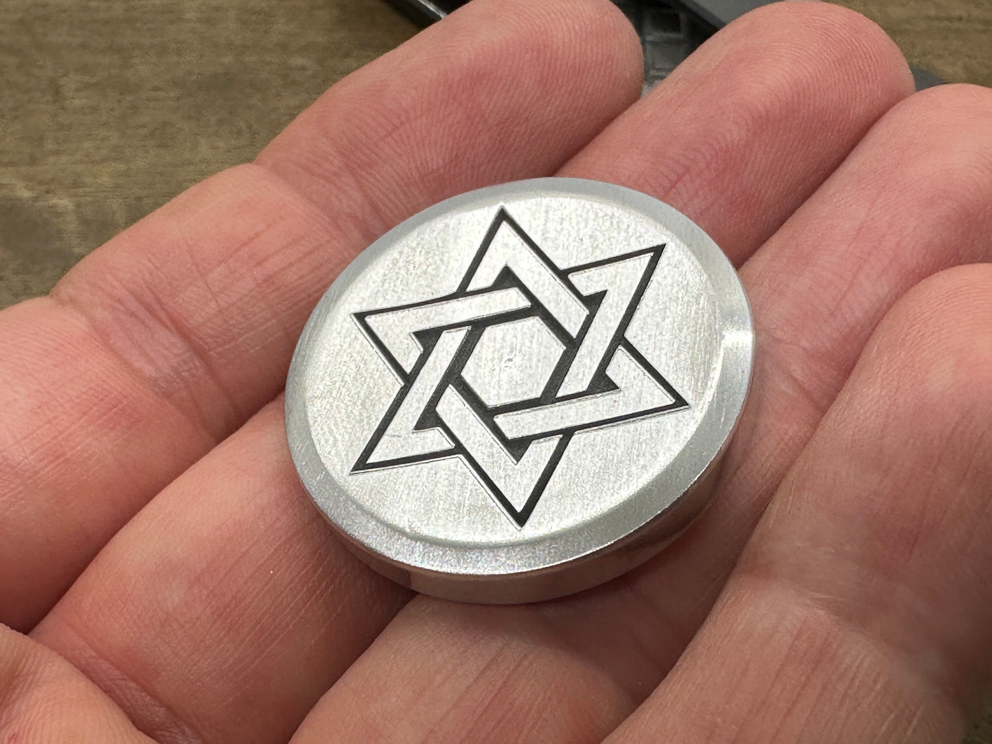 4 sizes Stars of David engraved Aluminum Worry Coin