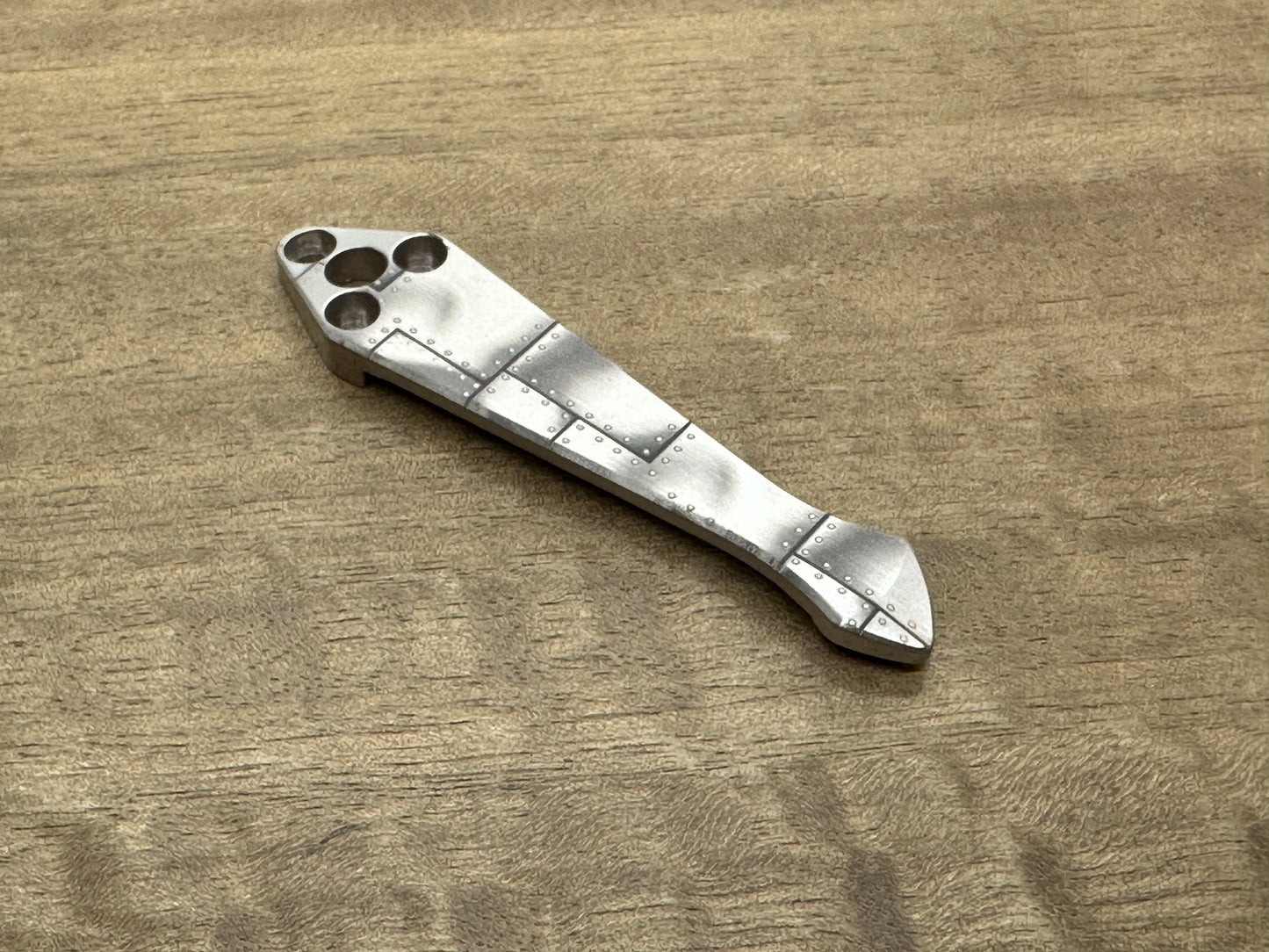 RIVETED AIRPLANE engraved Spidy Titanium Clip for SHAMAN Spyderco