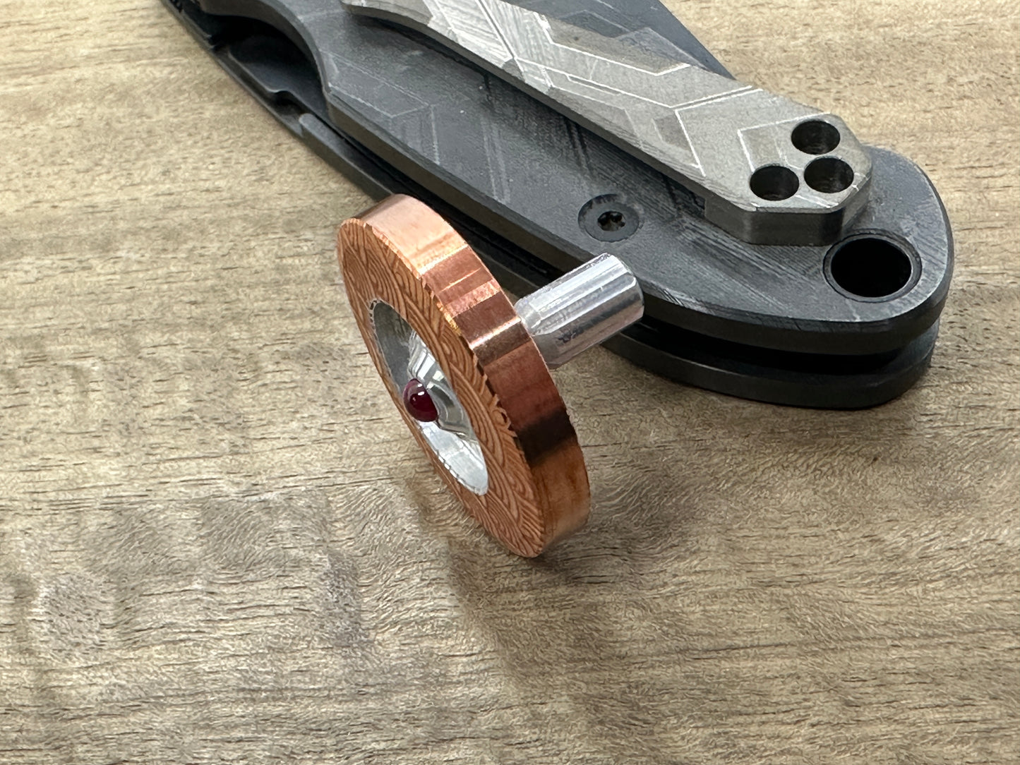 SEIGAIHA Copper Grooved Spinning Top PERFORMER - Alu Aerospace stem