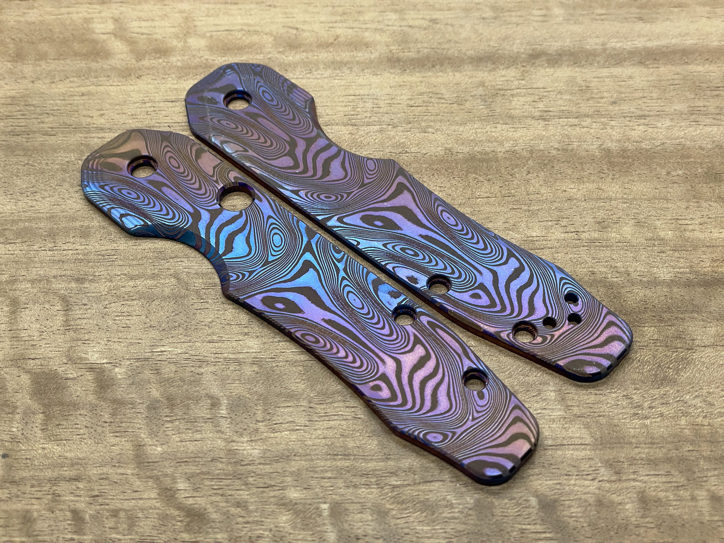 Dama FISH Flamed Titanium Scales for Spyderco SMOCK