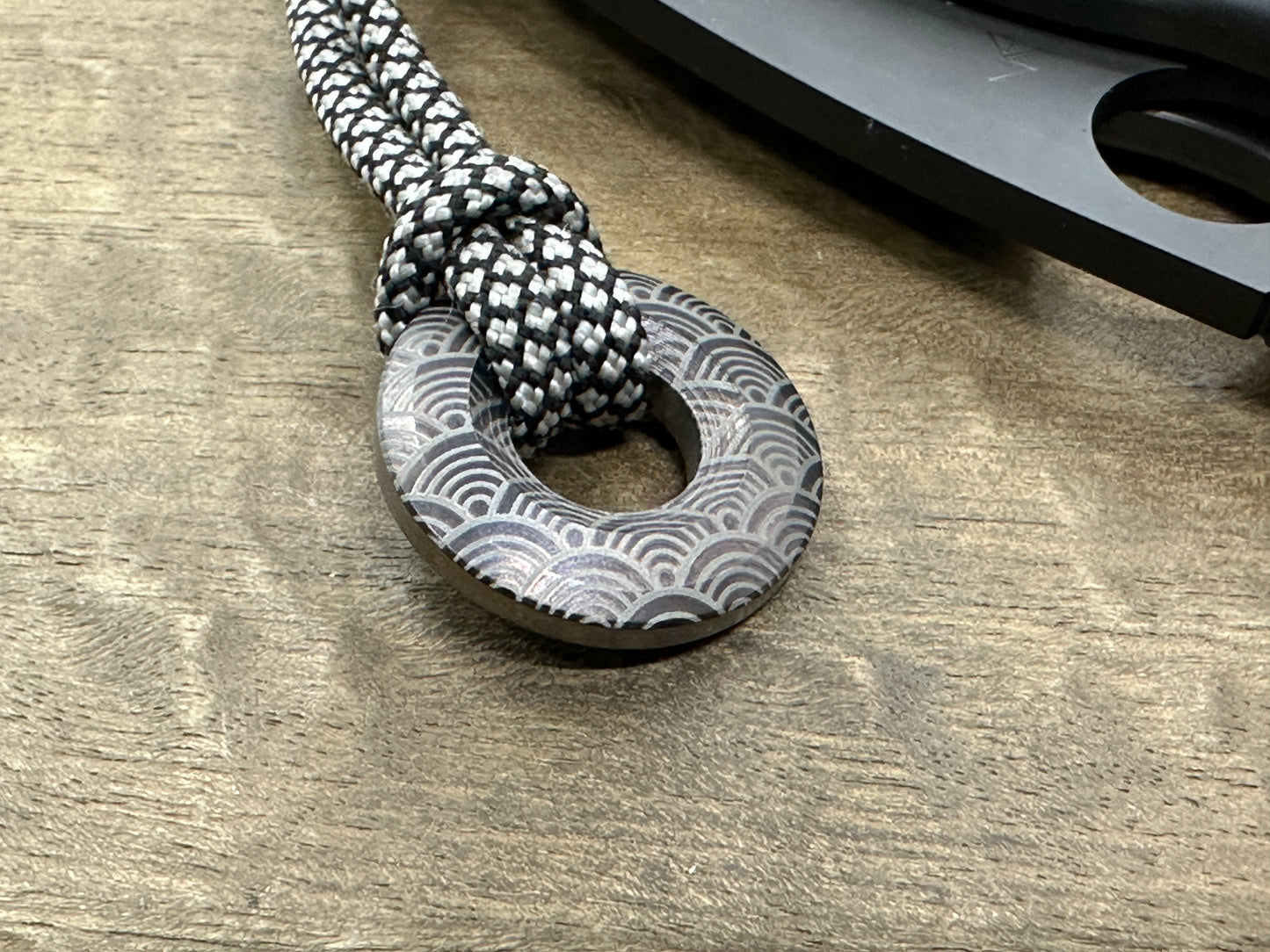 Black SEIGAIHA engraved TITANIUM lanyard bead Paracord bead Beard bead